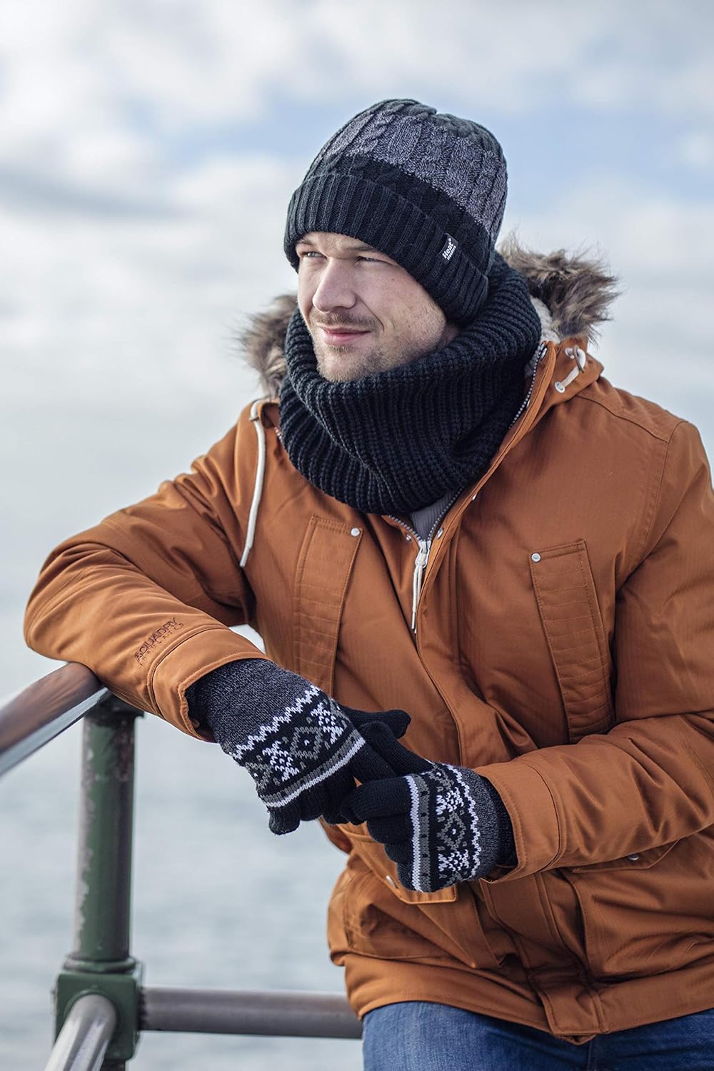 Heat Holders - Mens Thick Winter Fleece Lined Large Chunky Knitted Neck Warmer (Black (Larvic), One Size)