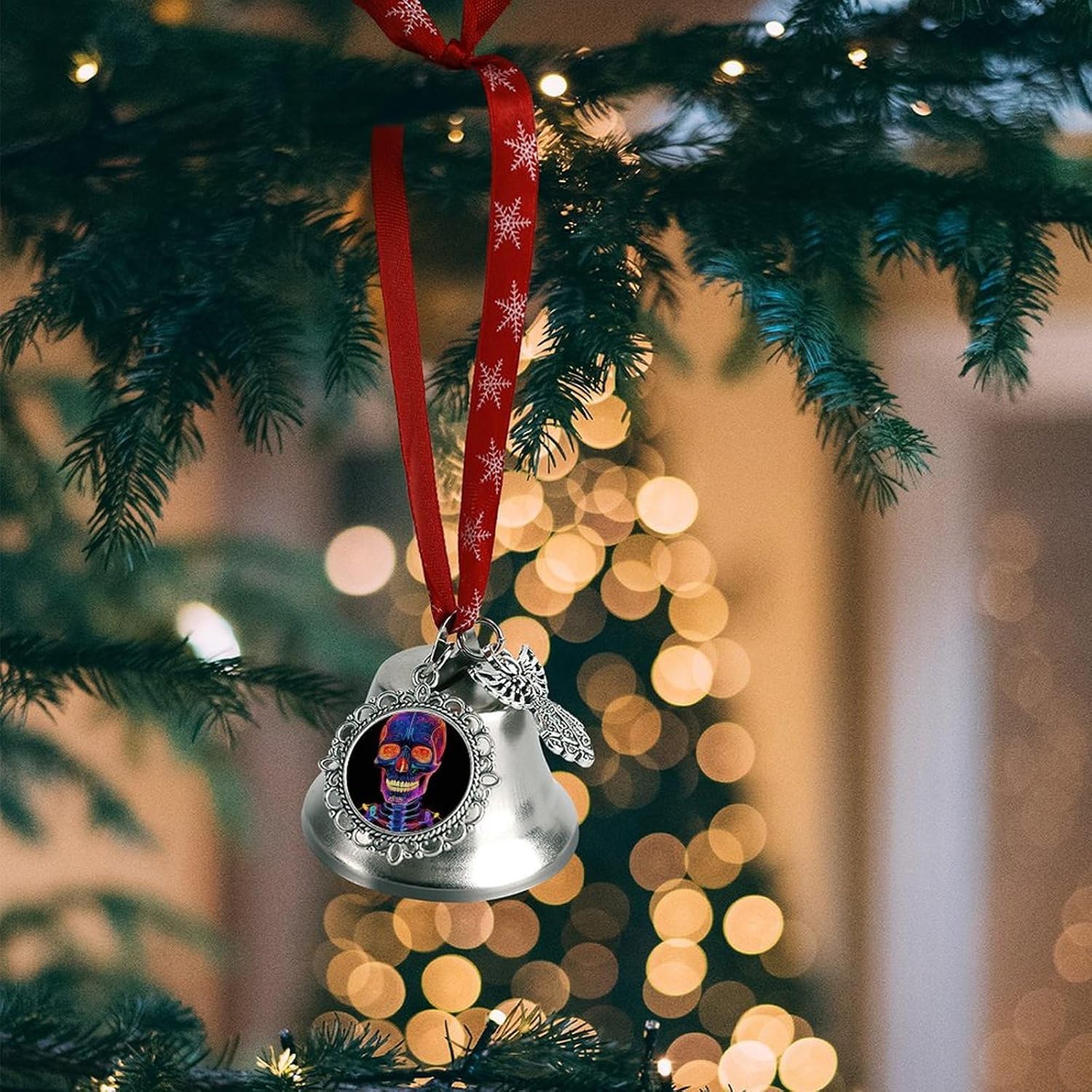 Skull Glowing Christmas Bells Ornaments Tree Jingle Bells Decors Xmas Silver Bell Hanging Decoration Pendants for Weddings Parties Christmas Wreaths