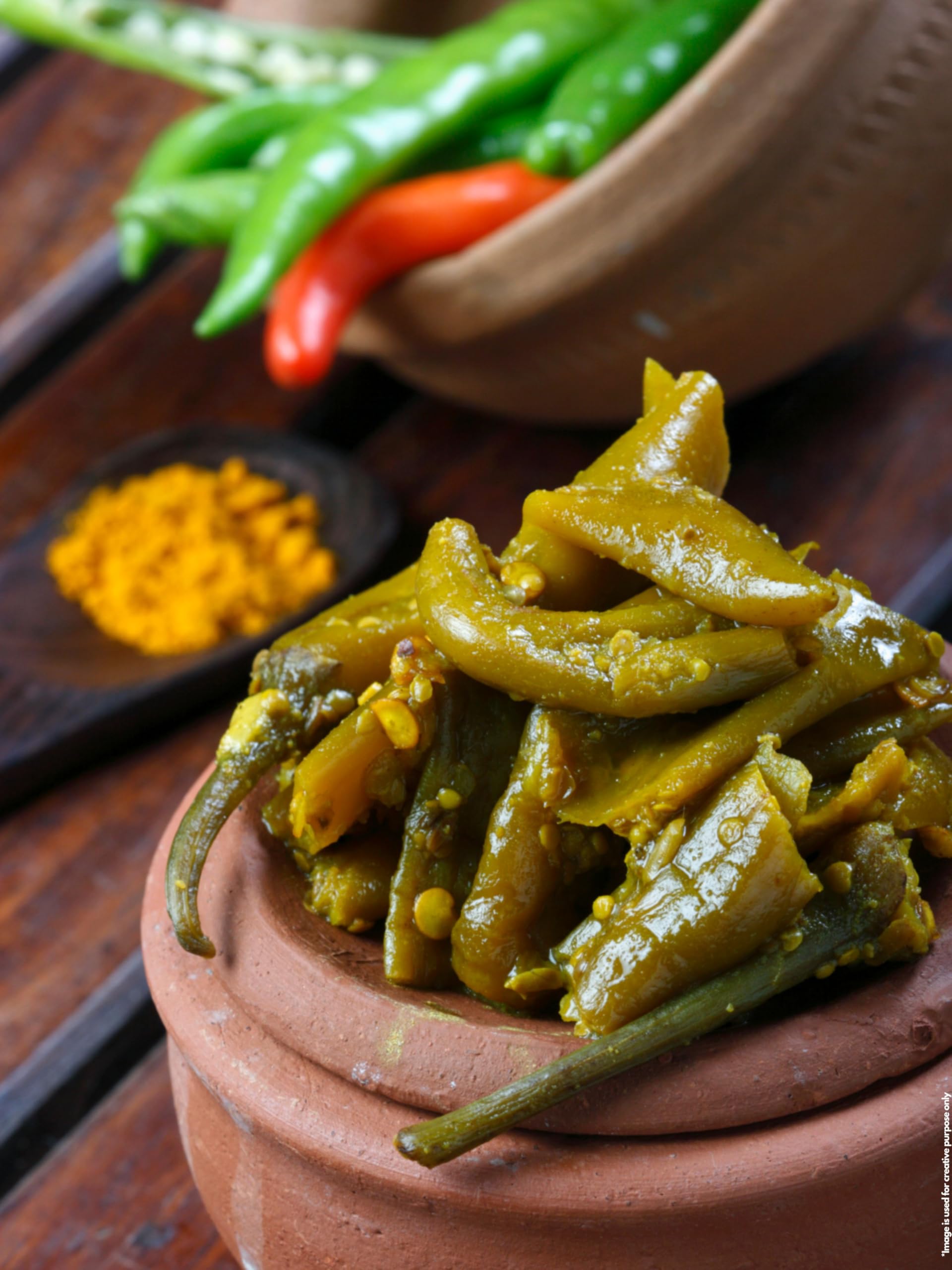 Vadhvani Marcha (Green Chilly Pickle) 200g (7.05 Oz)