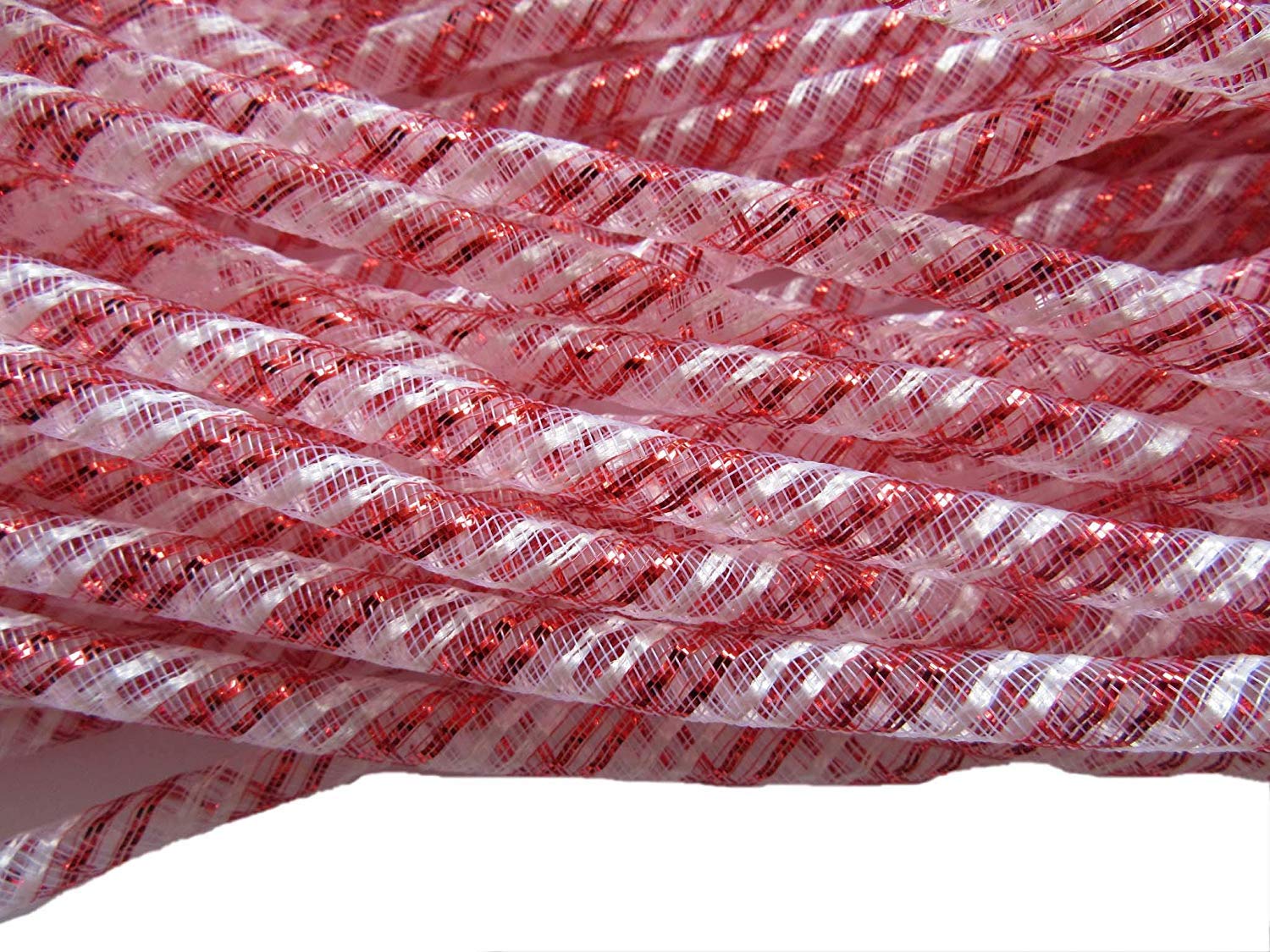 Tube en maille pour couronnes volumineuses qui ne s'affaissent pas