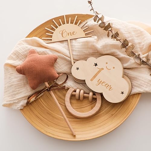 Tarjetas mensuales de hitos para bebé, 8 discos de hitos de madera y sonajero de madera, bastón, anuncio de nacimiento de bebé niño y niña