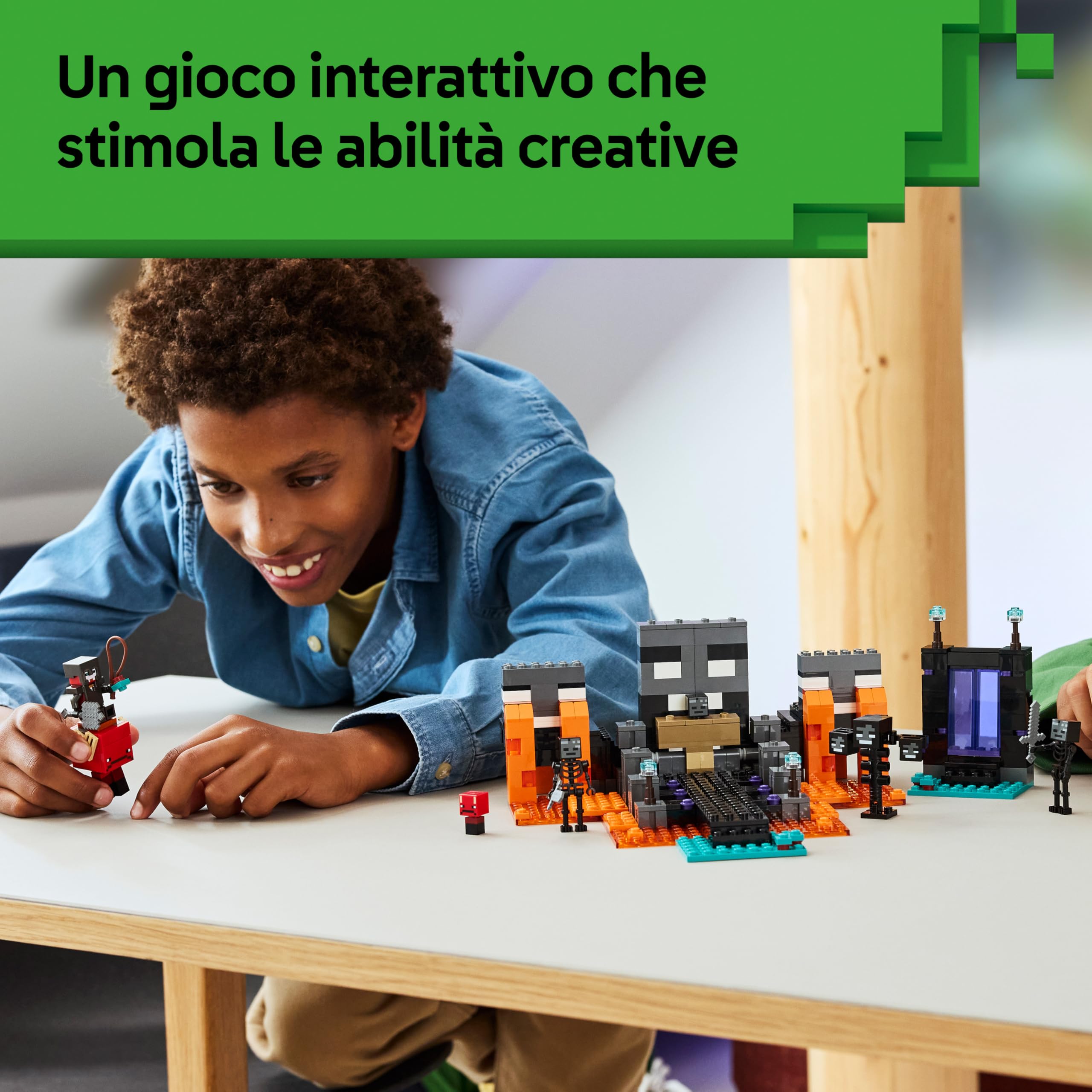 LEGO Minecraft Battaglia Contro il Wither - Giocattolo Interattivo con Guerriero Crimson, Strider, Cubo di Magma e 2 Figure di Scheletri Wither - Regalo per Gamer, Bambini e Bambine da 8 Anni - 21590