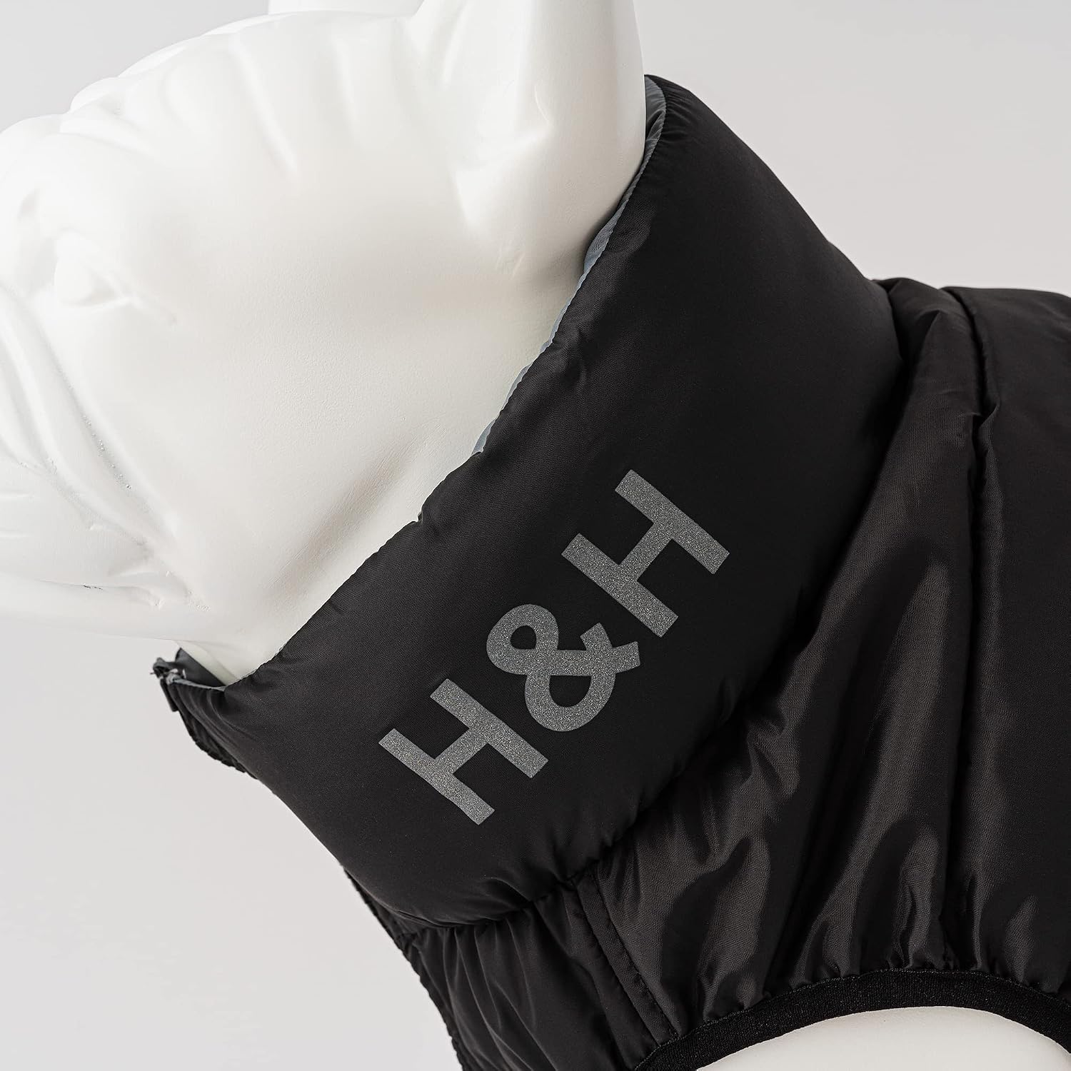 HUGO & HUDSON Reversible Dog Puffer Jacket, Windproof Water Resistant Coat, Black & Grey, M47 - Image 4
