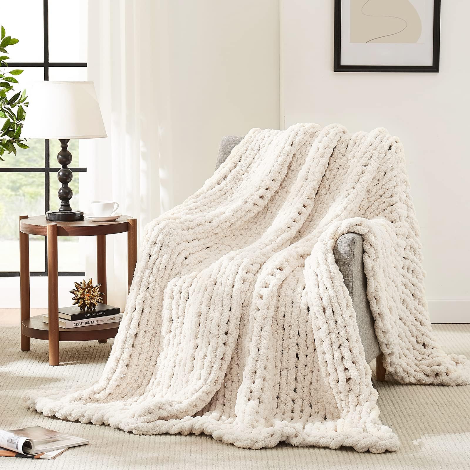 L'AGRATY Chunky Knit Blanket Throw,Soft Chenille Yarn Throw Blanket 100x150cm，Handmade Cable Knit Crochet Blanket,Large Knit Blankets Throw Blanket for Couch Sofa Bed Home Decor (Throw,Ivory)