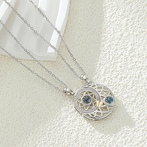 Miniatura 5 de Yumikoo Collar de sol y luna para pareja, collar con texto en inglés "I Love You", 100 idiomas a juego con el corazón de la amistad para mejores