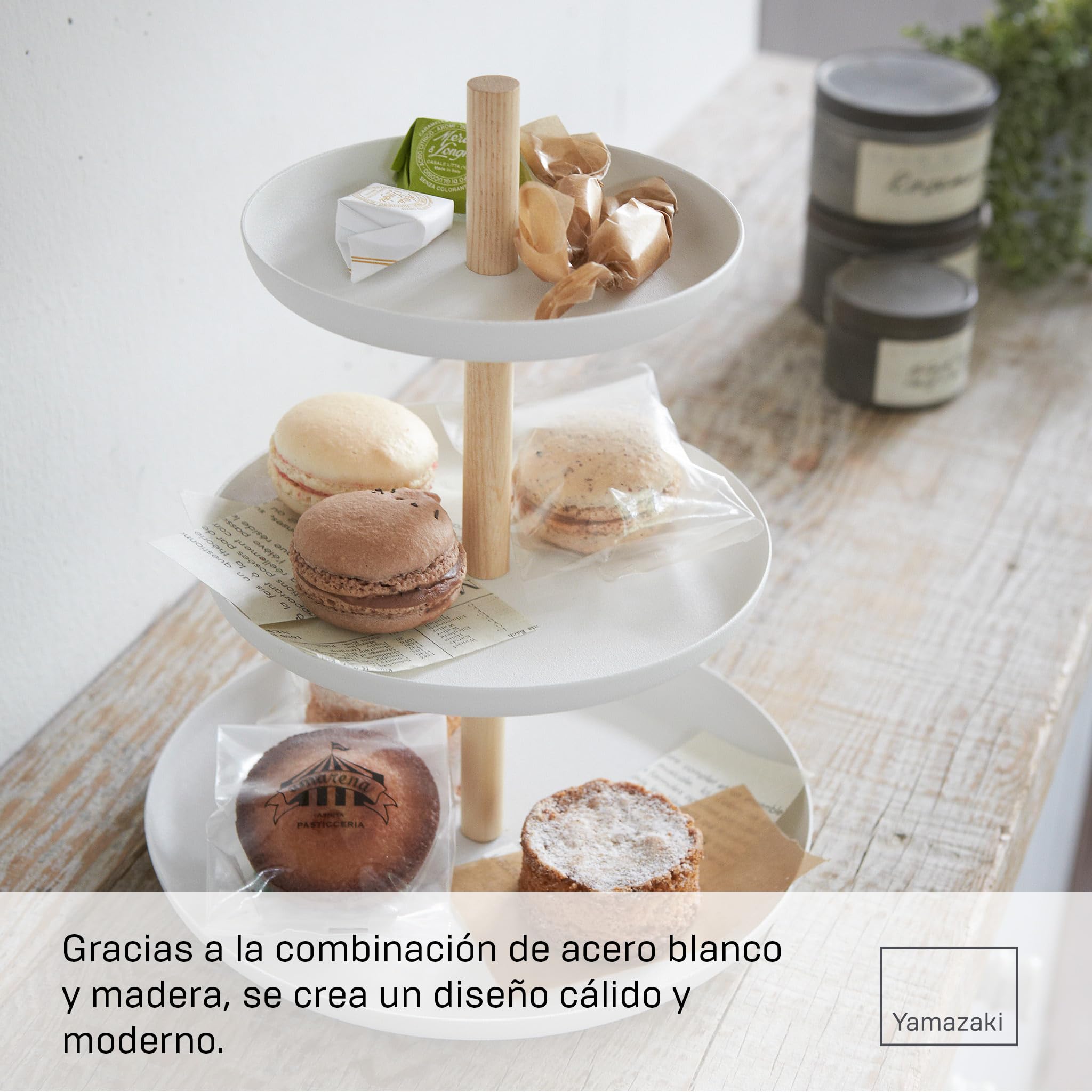 Yamazaki 2419 Tosca Puesto de postres de 3 Niveles, Blanco, Acero/Madera, diseño Minimalista, 20 x 20 x 24 cm (L x An x Al)