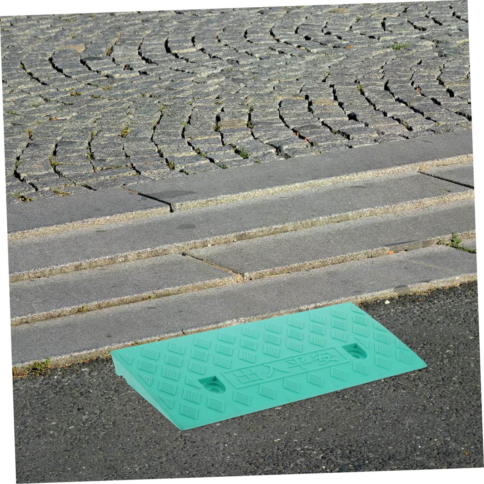 Rampa per Soglia in Pe Verde, Cuneo per Marciapiede