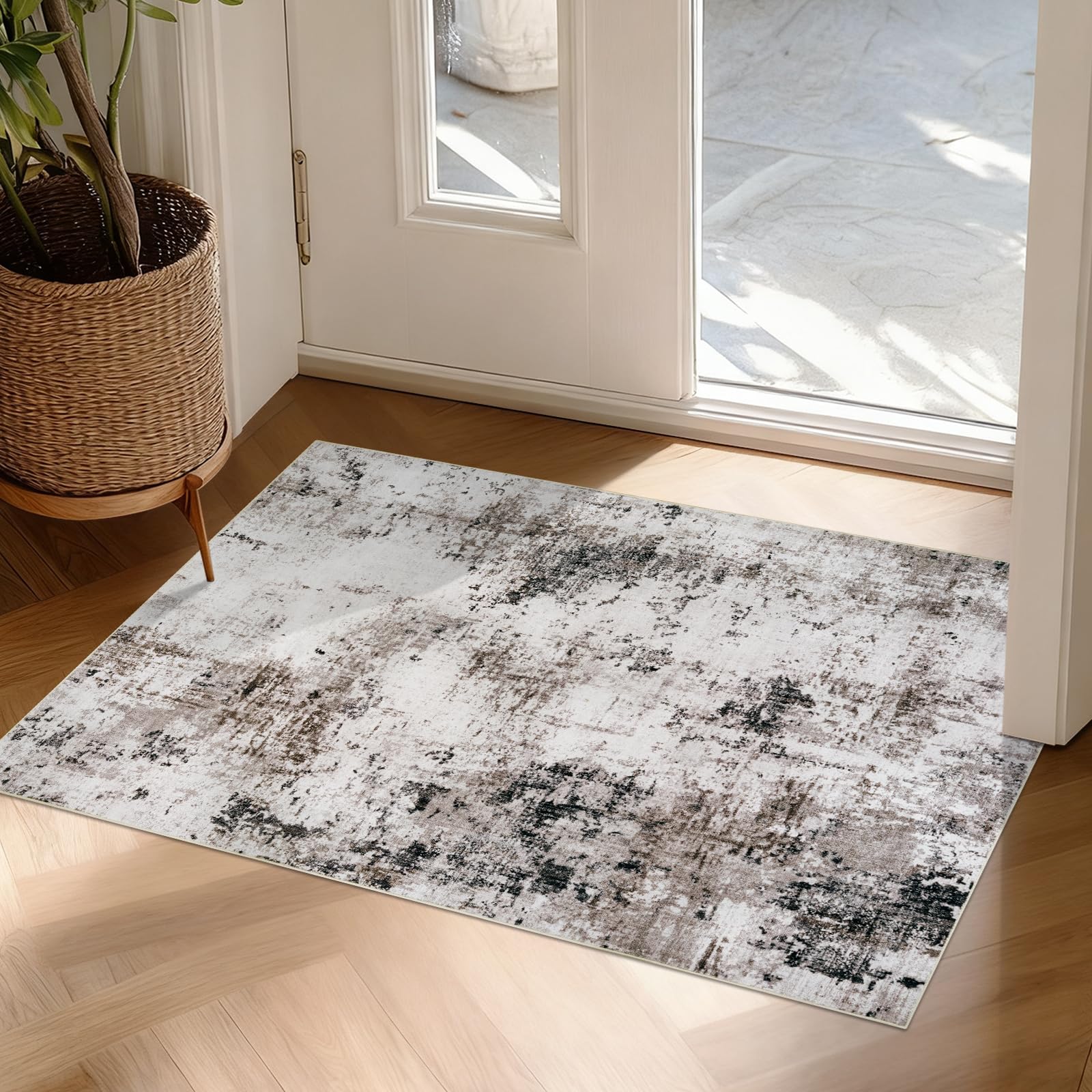 Homcomodar Small Rug 60x90cm Washable Entryway Rug Indoor Door Mat Faux Wool Area Rug for Bedroom Non Slip Carpet for Front Door Entrance Taupe — image 1