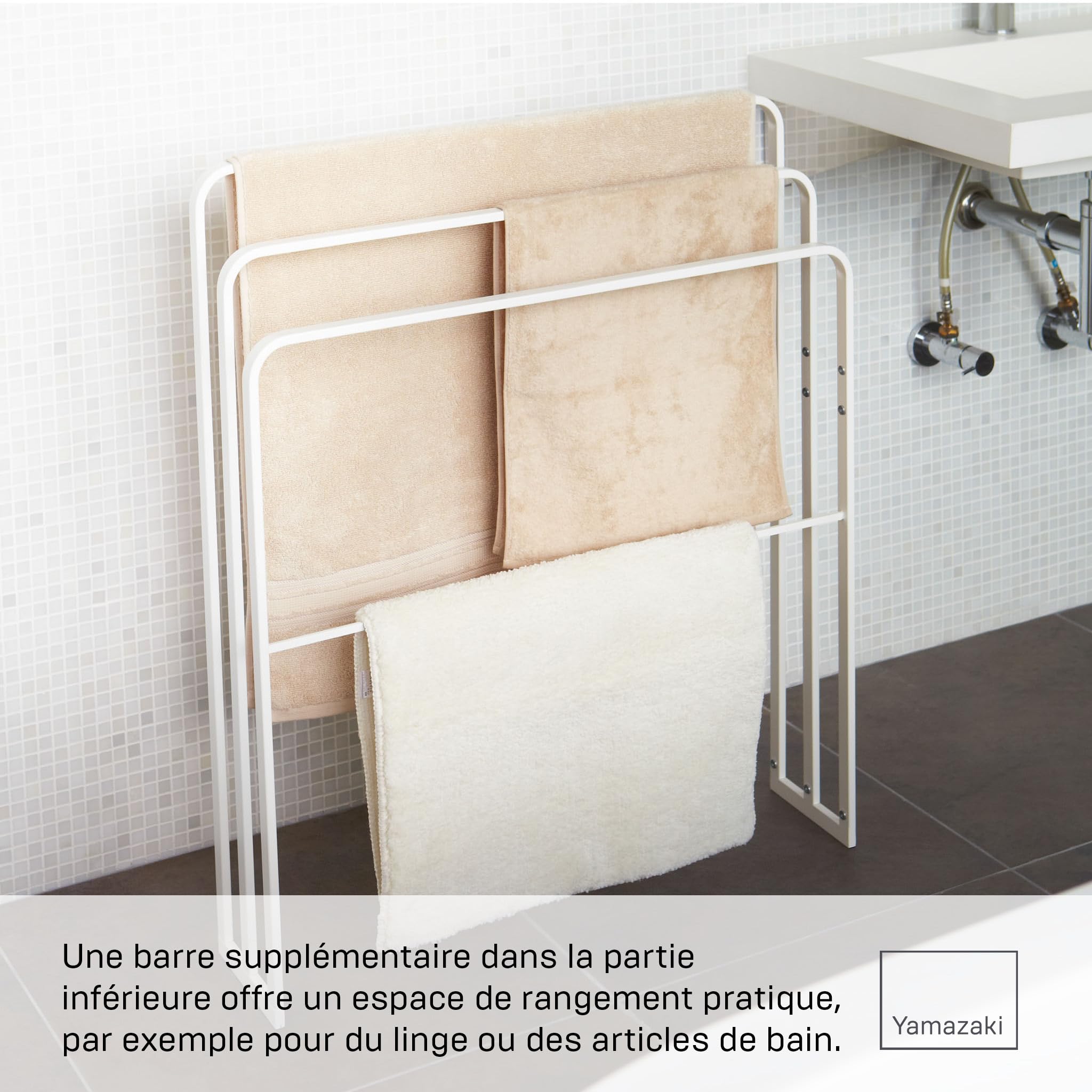 Yamazaki Tower Porte-Serviettes sur Pied, en Acier - 3 Branches, Stable, Salle de Bain, Douche, Baignoire, lavabo - 14 x 70 x 81 cm, Design Japonais, Blanc