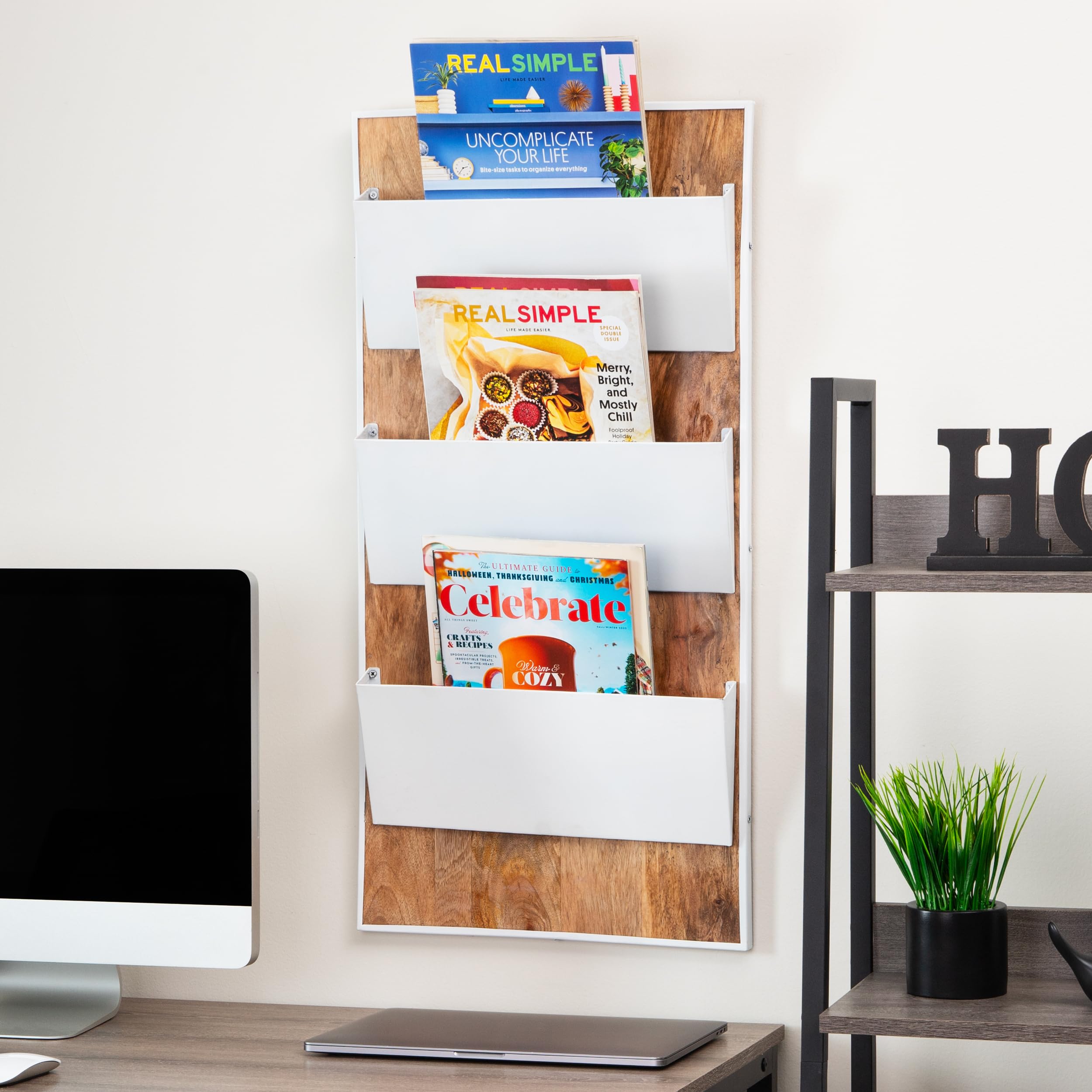 Mind Reader 3-stöckiger Wand-Akten-Organizer, Holz und Metall, vertikales Regal für Post, Zeitschriften und Dokumente, Metall, Holz, Weiß