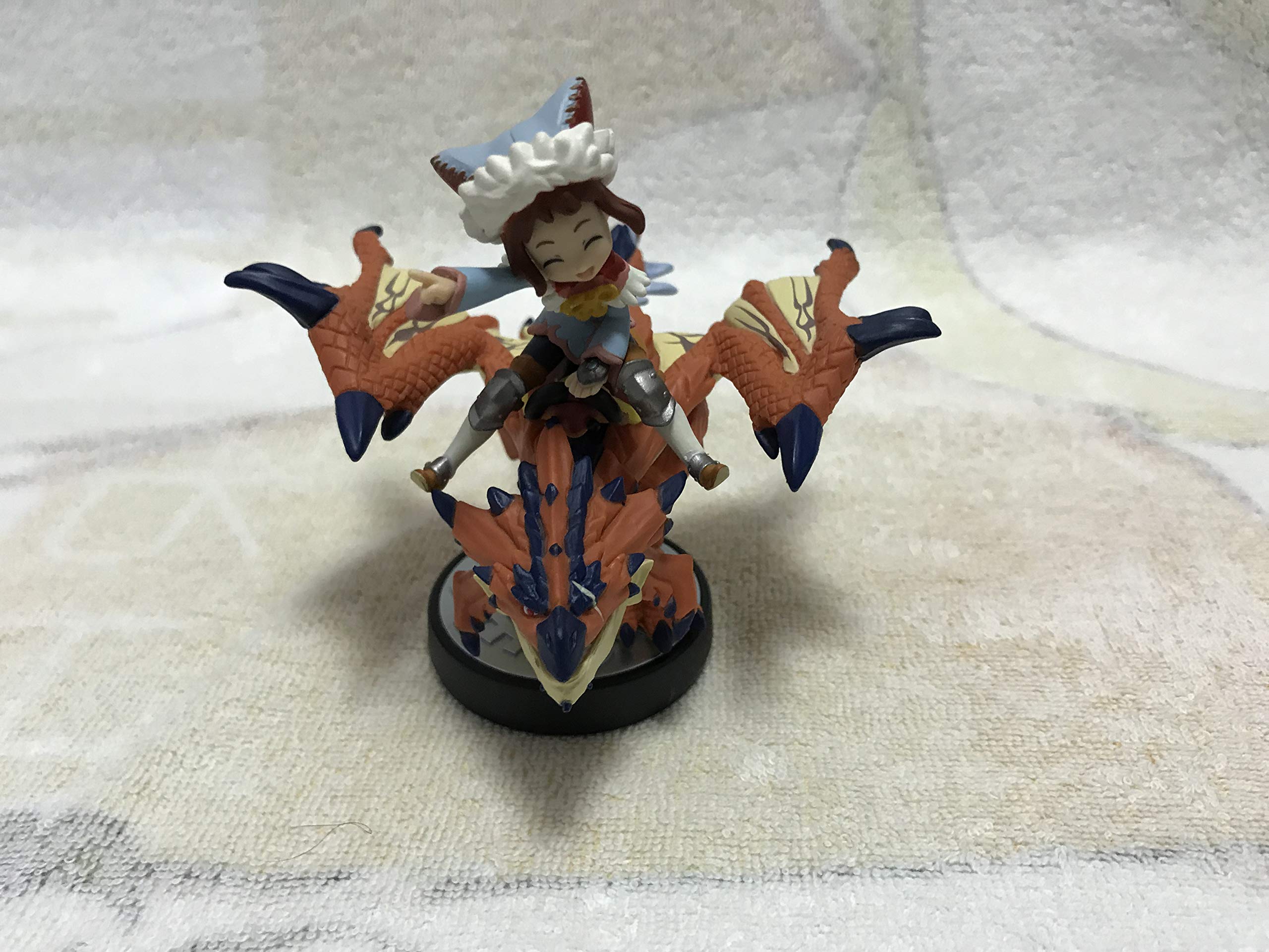 Amazon | amiibo 隻眼のリオレウス&ライダー(女の子