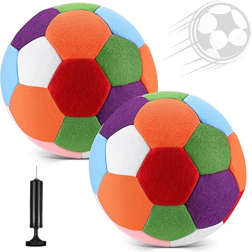 Libima 2 pelotas de fútbol suaves de Navidad para interiores con bomba de 8 pulgadas, tamaño oficial 4, pelota de fútbol deportiva de fieltro