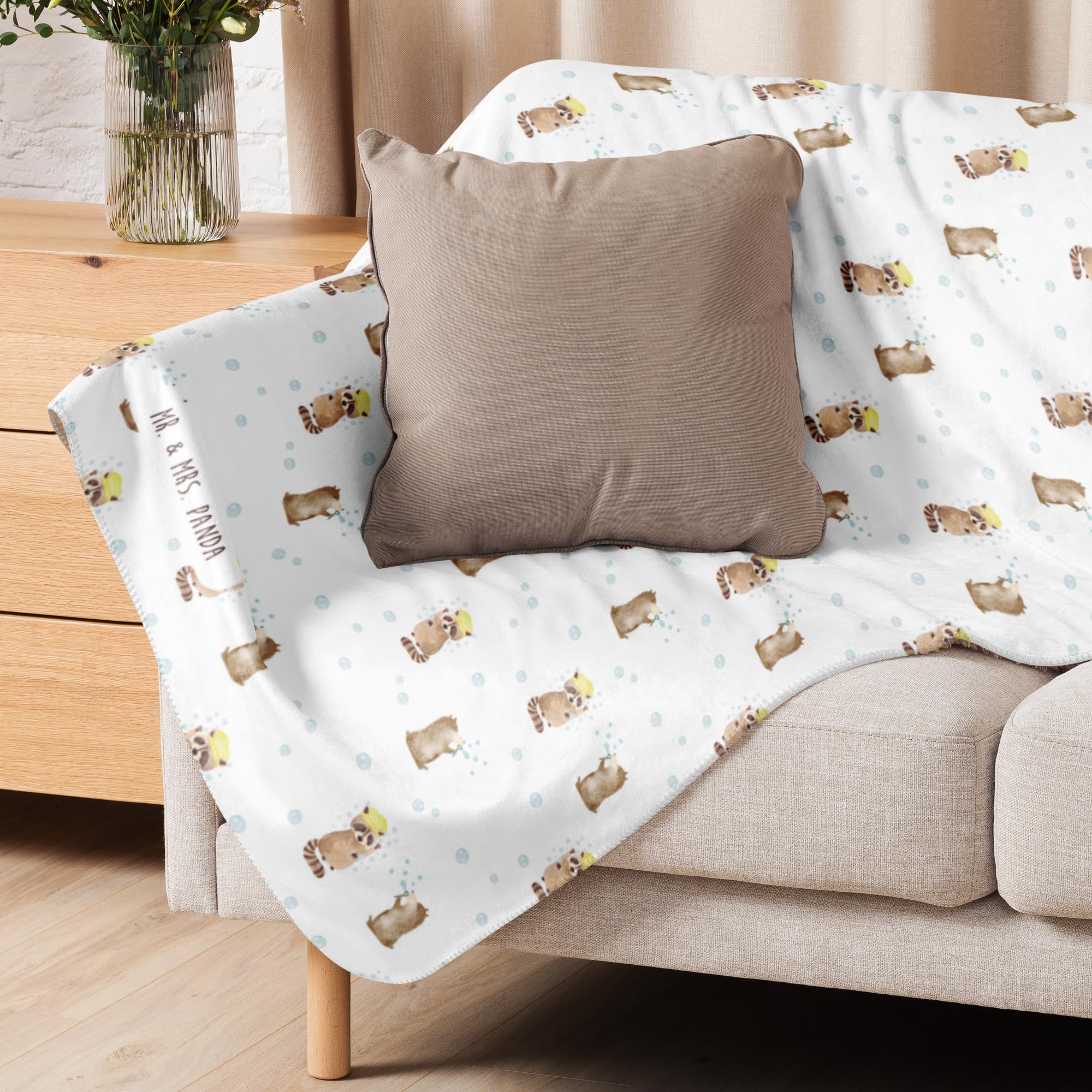 Mr. & Mrs. Panda Decke Waschbär 130 x 155 cm - Geschenk, Gute Laune, Tagträumen, Tagesdecke, Plan, Heimdecke, Seifenblasen, Plaid, Sofadecke, Waschen, Fröhlich, Kuscheldecke