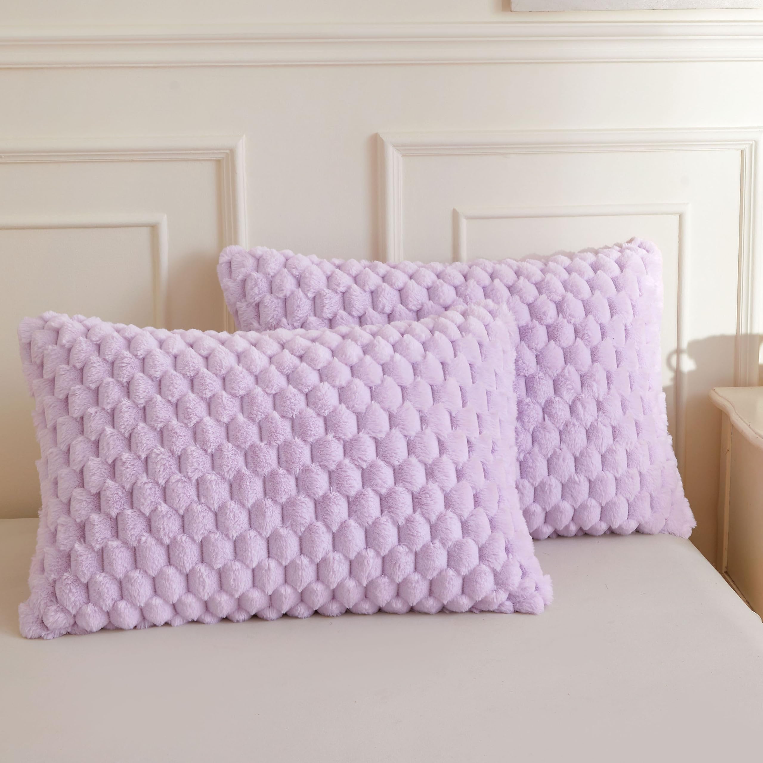 XeGe Bubble Fluffy Faux Rabbit Fur Pillowcases Standard, Lavender, Set of 2