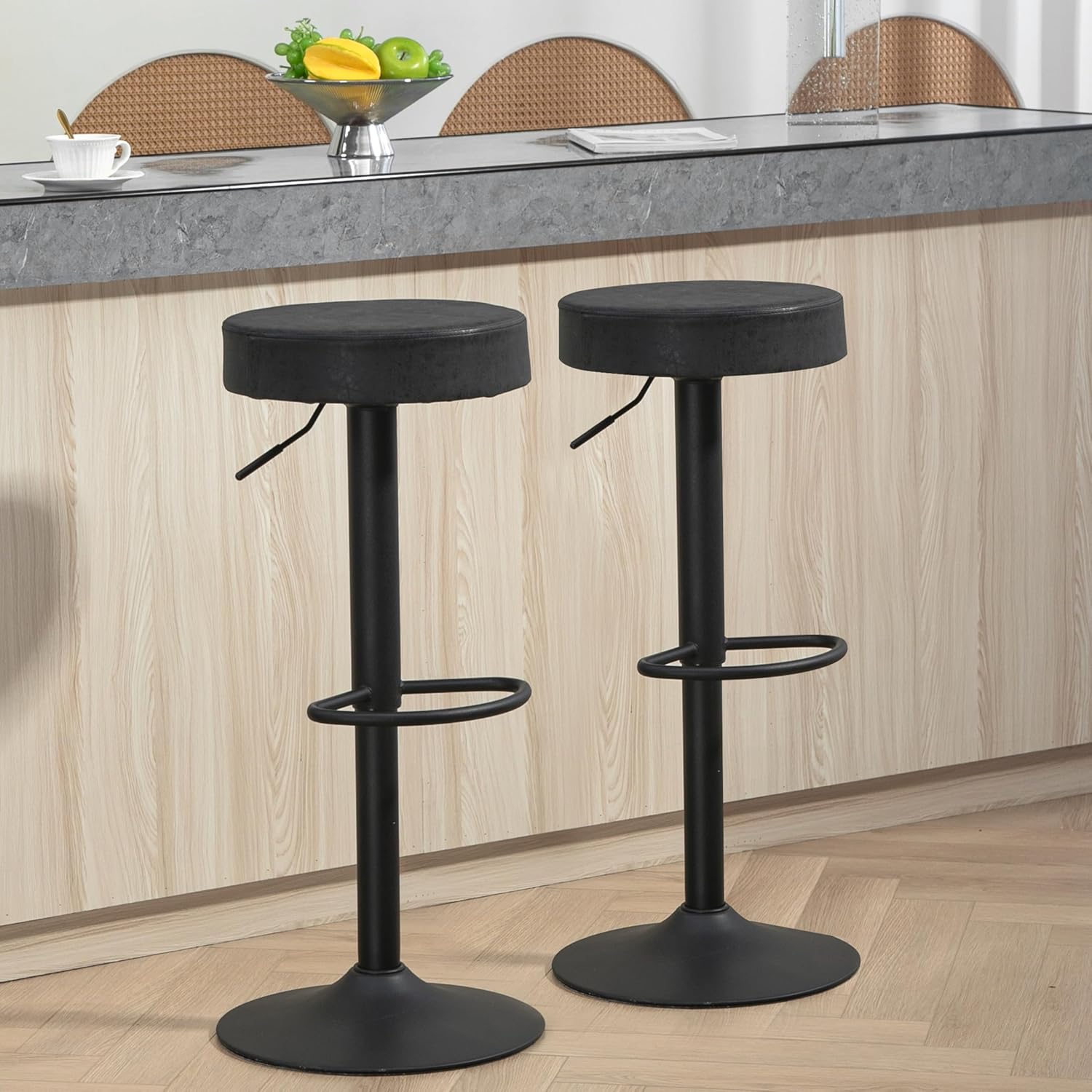 Finnhomy Bar Stools Set of 2 Counter Height, Swivel Barstools with Footrest and Backless Round, Height Adjustable Rustic Bar stools for Kitchen, Vintage Leather, Retro Black
