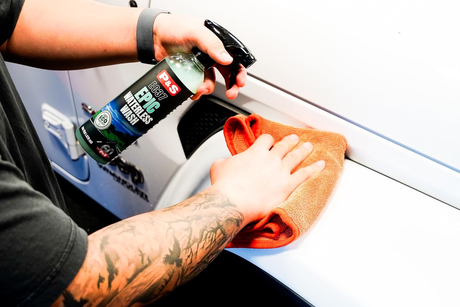 P&S Professional Detail Products Epic Waterless Wash – No-Water Car Cleaner, Polymer Gloss Intensifier, Safe on Paint, Metal & Glass, Quick Detailer & Wax Alternative, 1 Pint - Image 6