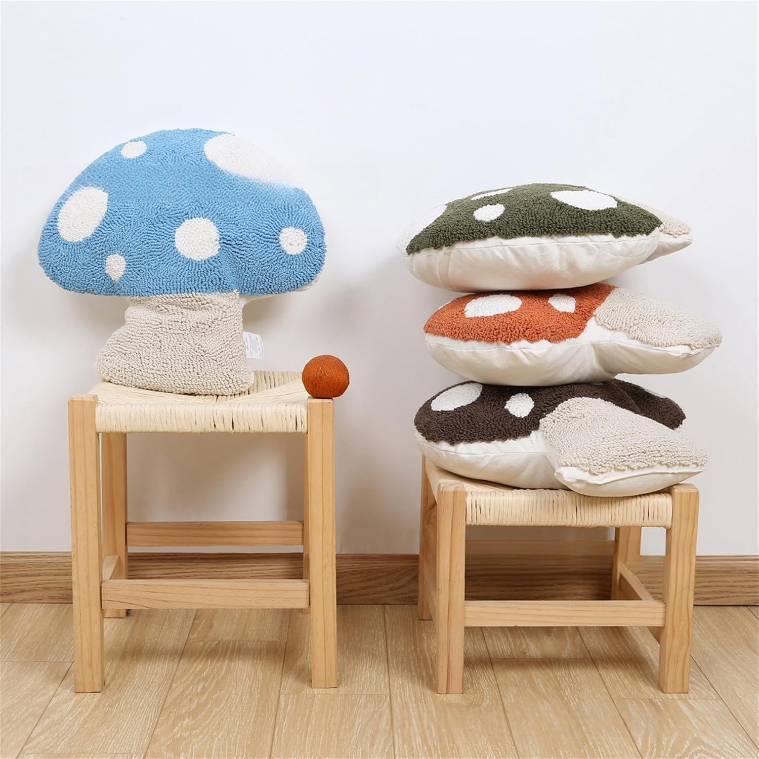Mushroom Pillow Cute Floor Pillow Plush Sofa Funny Mushroom Home Decorative Car Pillow (Green, 13.3in*12.9in)