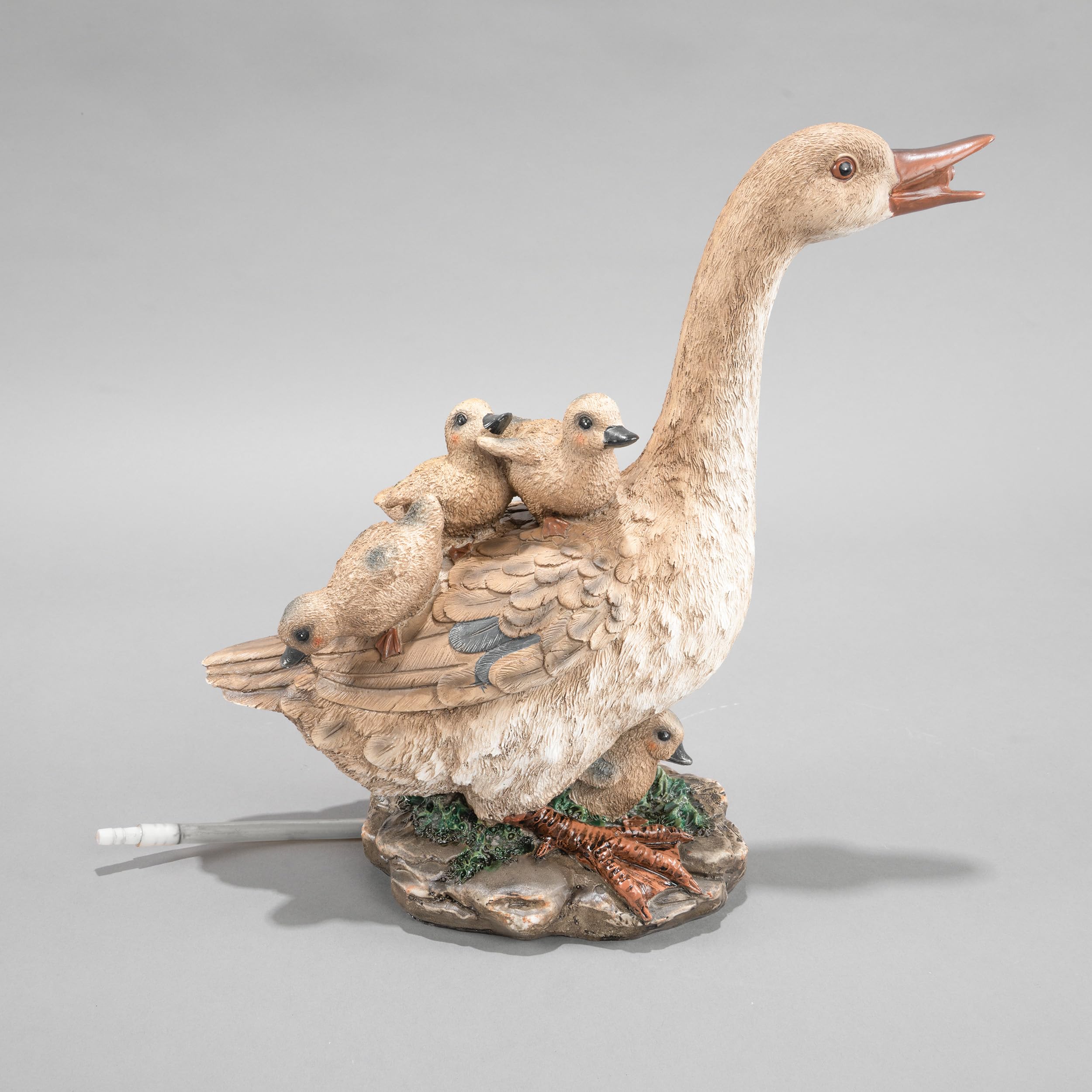 Esotec Solar Wasserspeier Komplettset, Gans mit Küken, Gartenteich Wasserspiel, Vogeltränke, Vogelbad, Gartenbrunnen mit Solarpumpe, H=38,5cm 101669