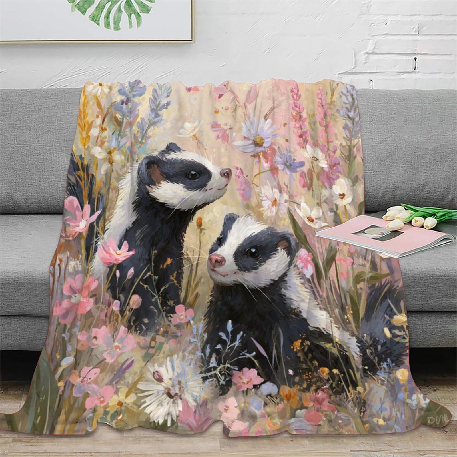 Otbsdnkzz Xu5w290yukg4 3D Printed Badger In Flowers Thermal Blanket Microfiber Warm Thermal Bedding Soft Nature Painting Fluffy Blanket Luxurious Gift For Friends Colleagues Loved Ones 40X50inch(100X130cm)