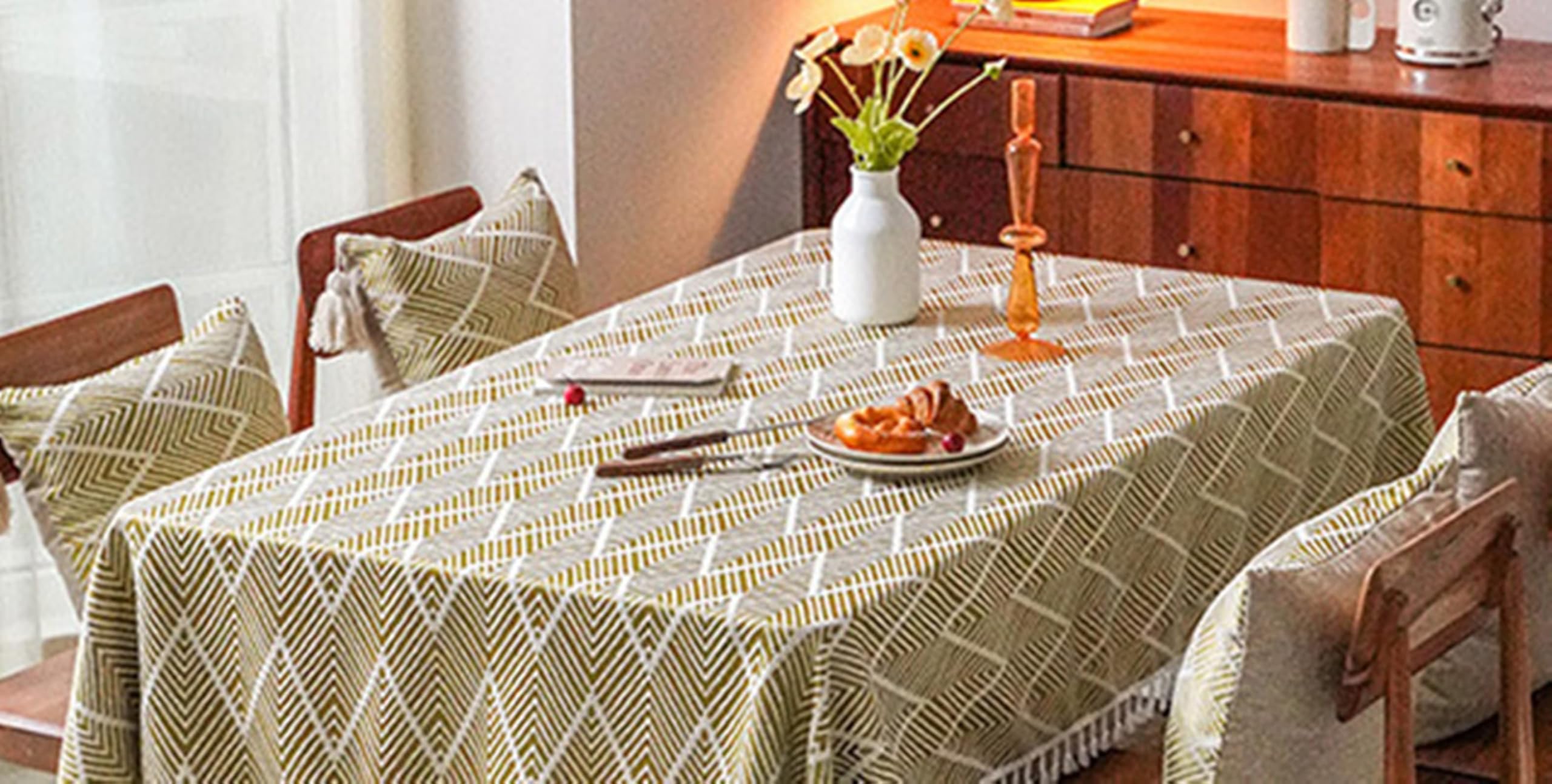 Daesar Manteles Cocina Rectangular,Mantel Lino Antimanchas Rayas Onduladas con Borlas Mantel Amarillo,140x220CM(87x55Inch)
