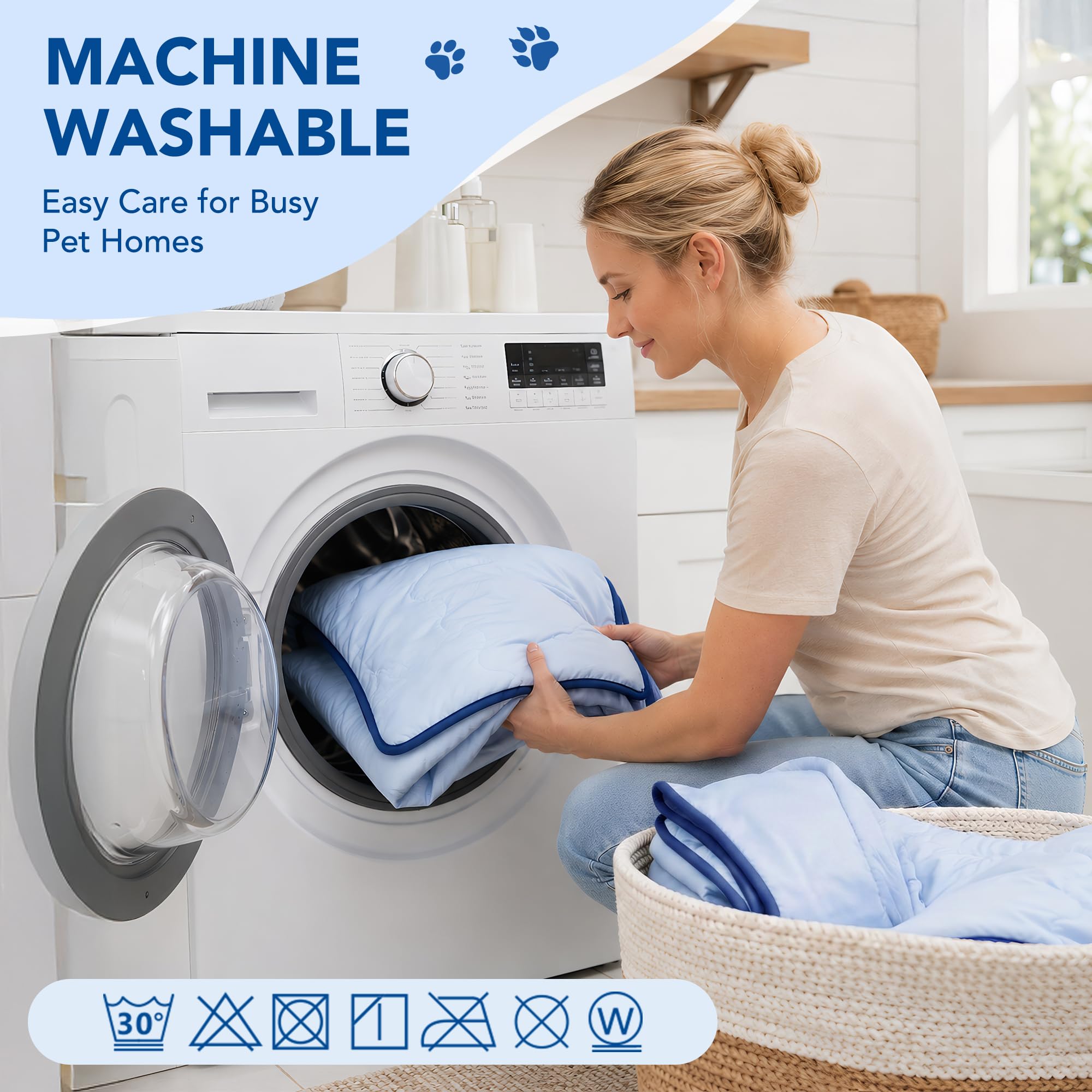 Deconovo Tappetino Rinfrescante per Cani e Gatti 102x74 cm, Tappeto Fresco Double Face con Tessuto Cooling e Morbida Spugna, Trapuntato e Lavabile, Materassino Estivo per Cuccia, Divano e Auto, Blu