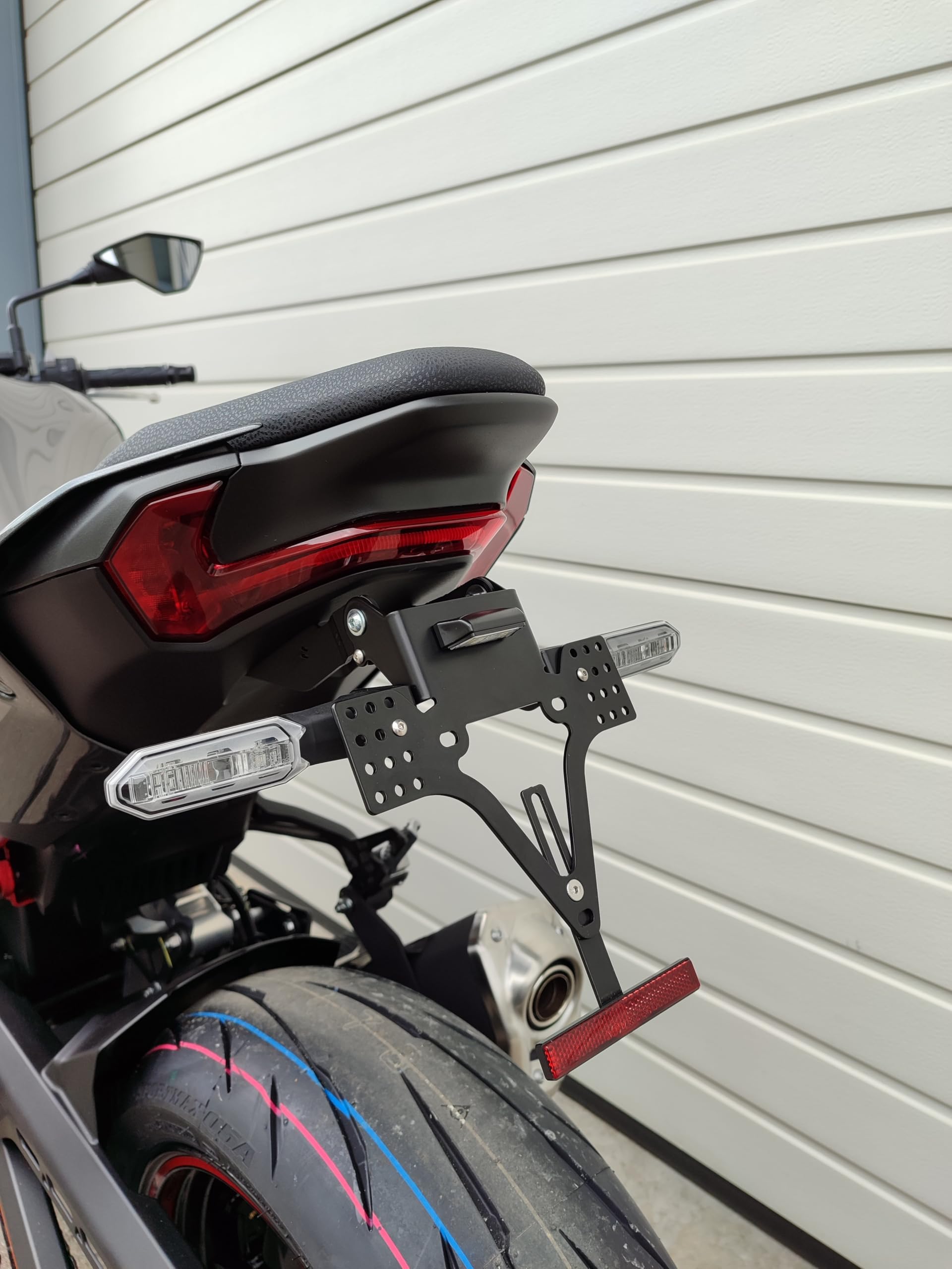 Portamatrículas corto para Kawasaki Z900 a partir de 2025, juego de portamatrículas EVO Kawa para montaje trasero Z900 se GroFaTec cola corta TailTidy para intermitentes OEM