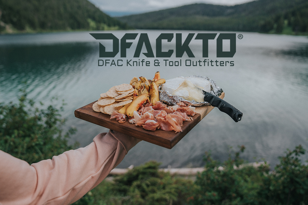 Faca Santoku DFACKTO 16,5cm - Aço Carbono, Cabo G10, Bainha