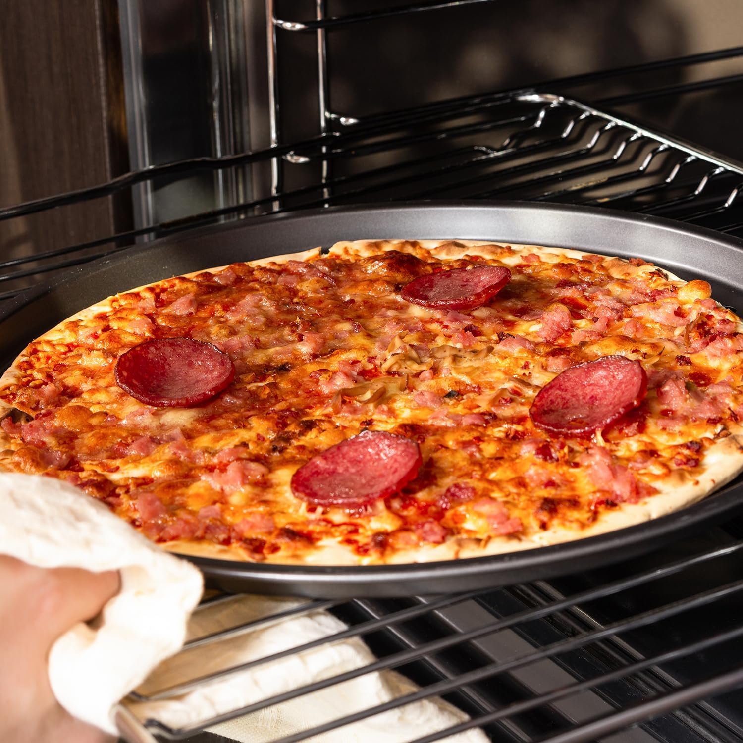 Pizza Pan for Oven Pizza Pans Nonstick Pizza Tray for Oven Round Pizza Pan 12 inch Carbon Steel Pizza Baking Pan Pizza Trays for Cookie Pizza Pie Cake Dishwasher Safe - Image 6