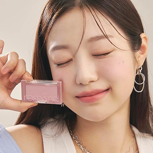 Miniatura 10 de rom&nd Better Than Cheek (LECHE DE FRESA W02) 0.14 oz