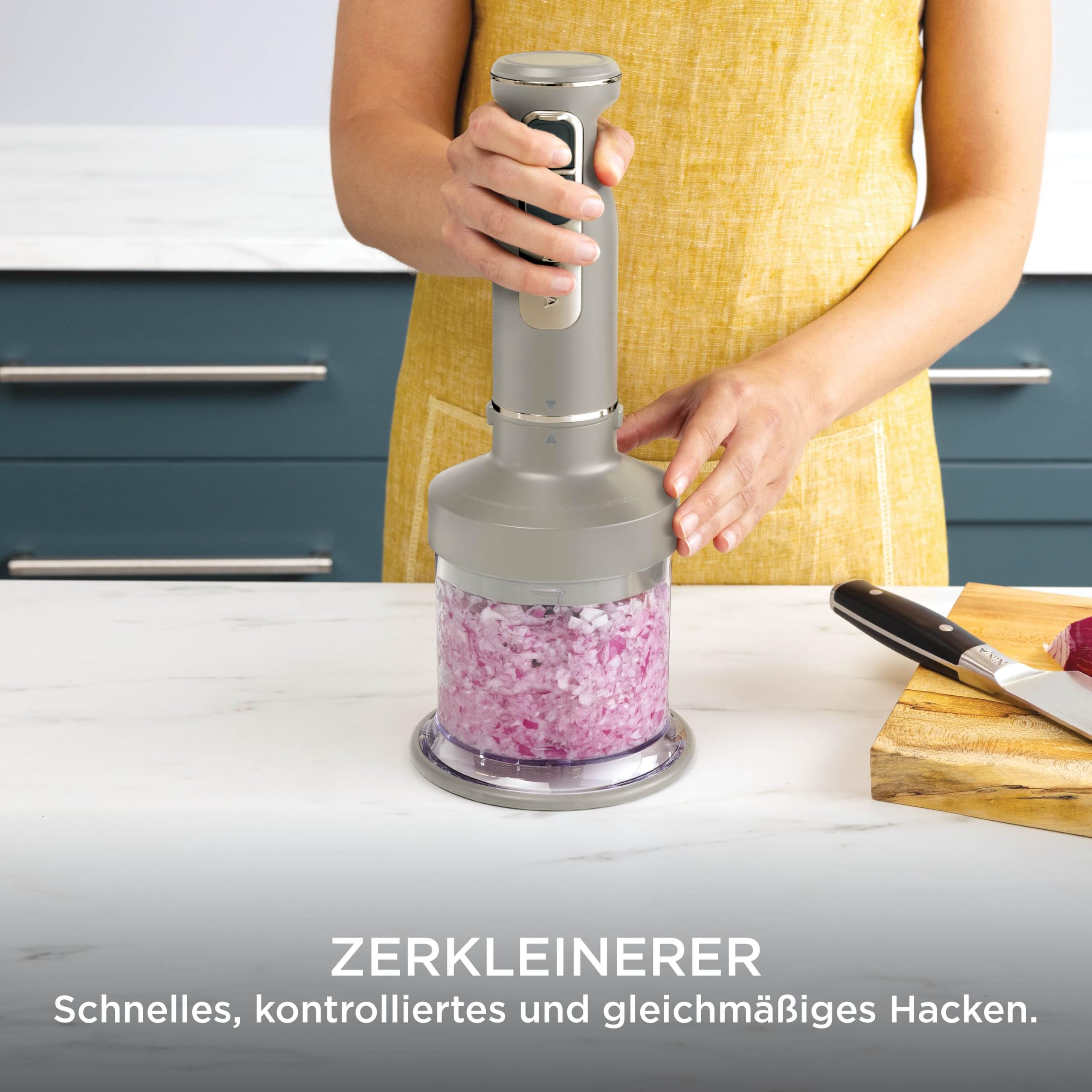 Ninja Foodi 3-in-1 Stabmixer Stufenweise Anlauf, 2 Misch-und 5 Rührgeschwindigkeiten zum Zerkleinern, Mischen, Kneten und mehr, spülmaschinenfest, Stone Gold CI100EUSTGD