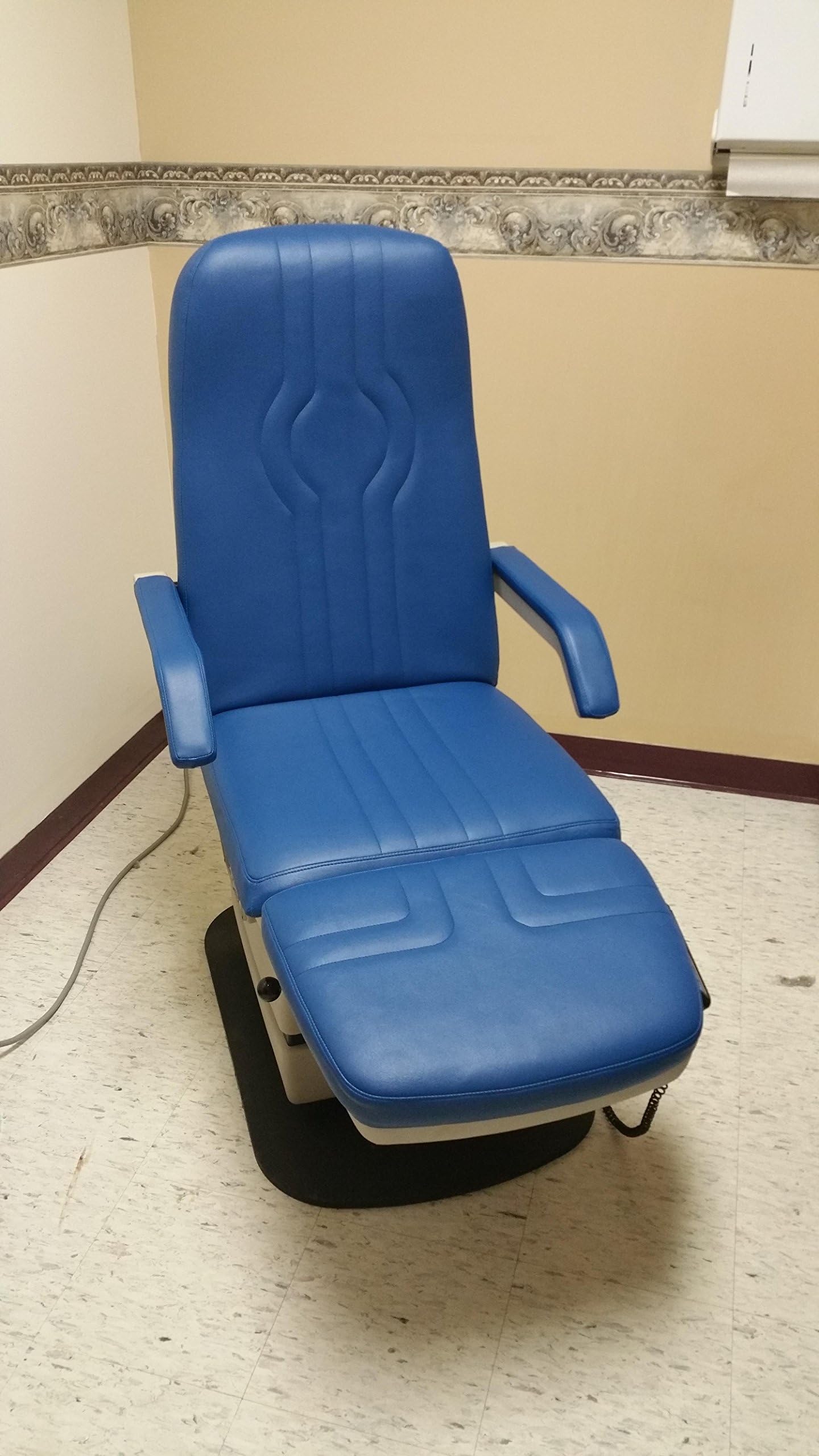 Midmark 416 Podiatry Chair