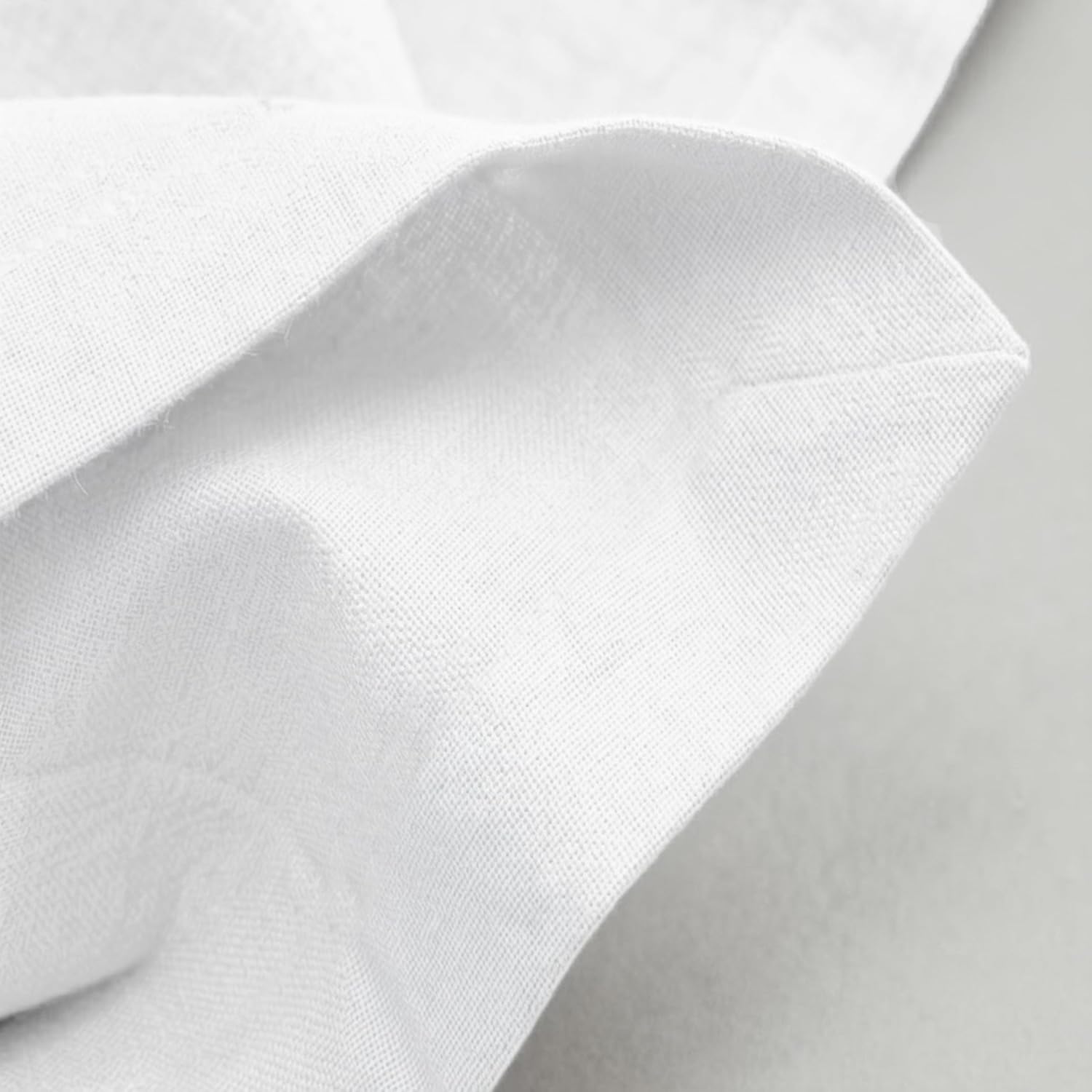 Ramanta Home White Cotton Dinner Napkins Set of 12, 18x18 Inch 100% Cotton Cloth Napkins, Reusable Fabric Table Napkins for Everyday Dining, Parties, Weddings, Spring & Easter Table Décor Washable