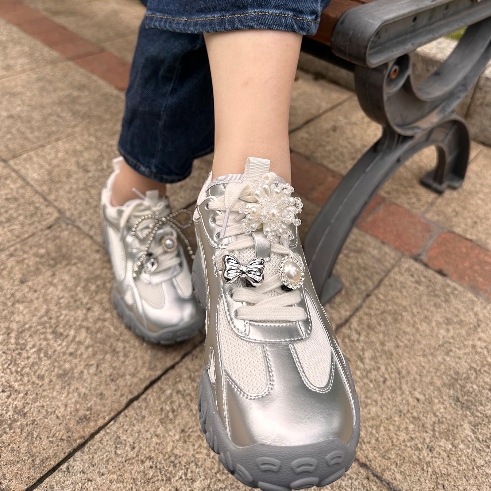 Shoe Charms for Sneakers, Elegant Pearl Bowknot Shoelace Decoration Clip Charms for Sambas Dress Shoes DIY Shoe Accessories for Women Girls