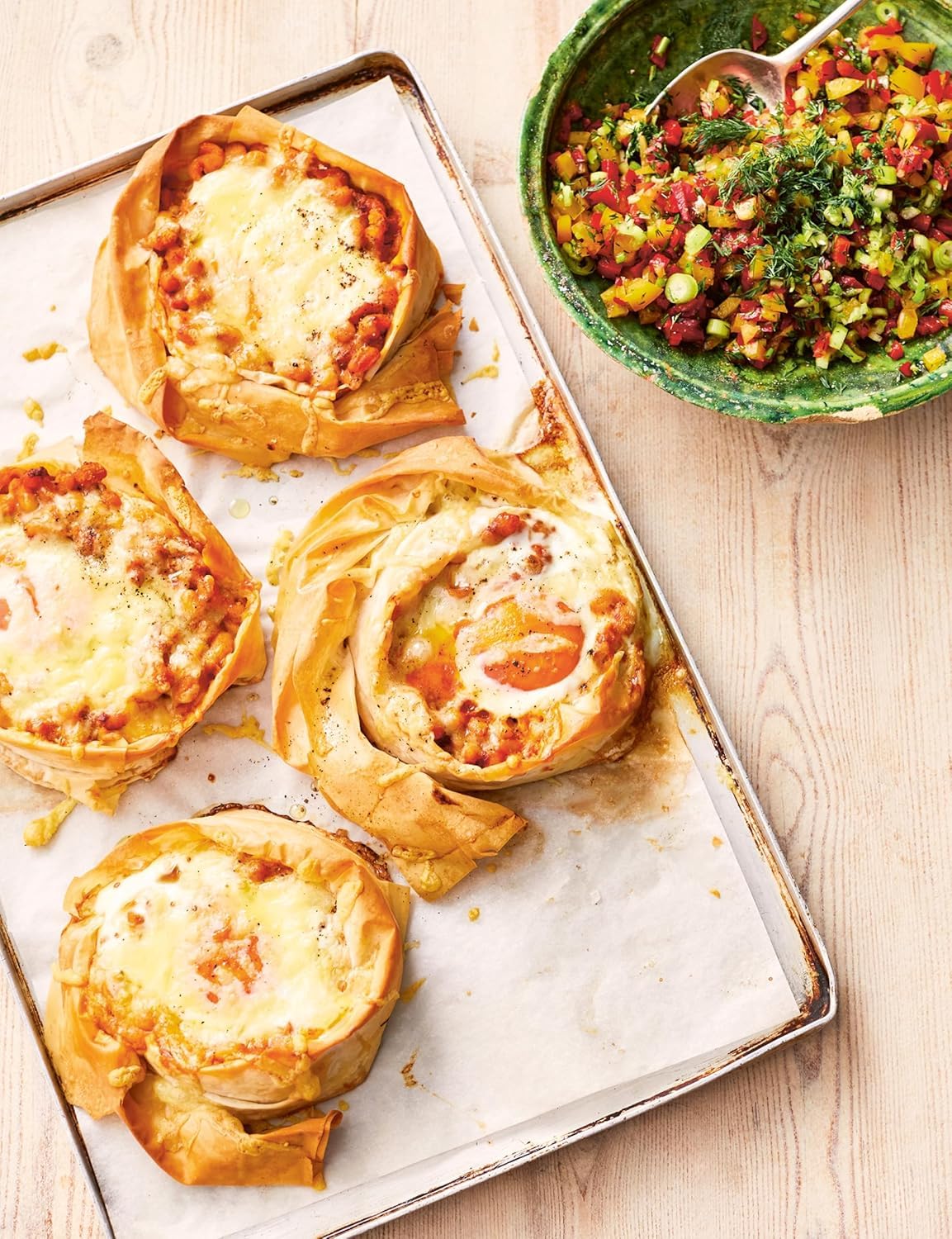Eat Yourself Healthy: Jamie’s Ultimate Cookbook for Everyday Healthy Eating - With a 2-Week Health Kickstart Plan