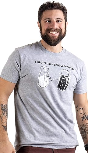 Miniatura 2 de A Salt with a Deadly Weapon Dad Humor Funny Pun Broma Grandpa Joke Tee Hombres Mujeres Camiseta