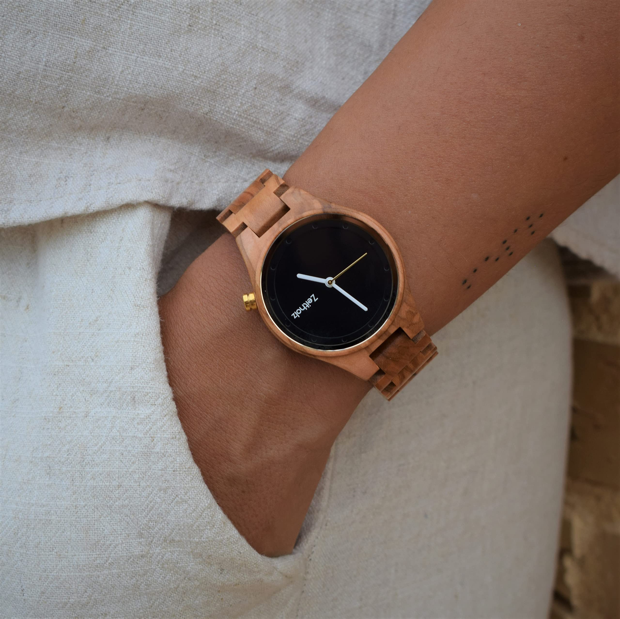 Orologi in legno coppie con incisione gratuita, regali personalizzabili, Stolpen 42mm & Stolpen 36mm. Realizzati in legno naturale con movimento al quarzo giapponese