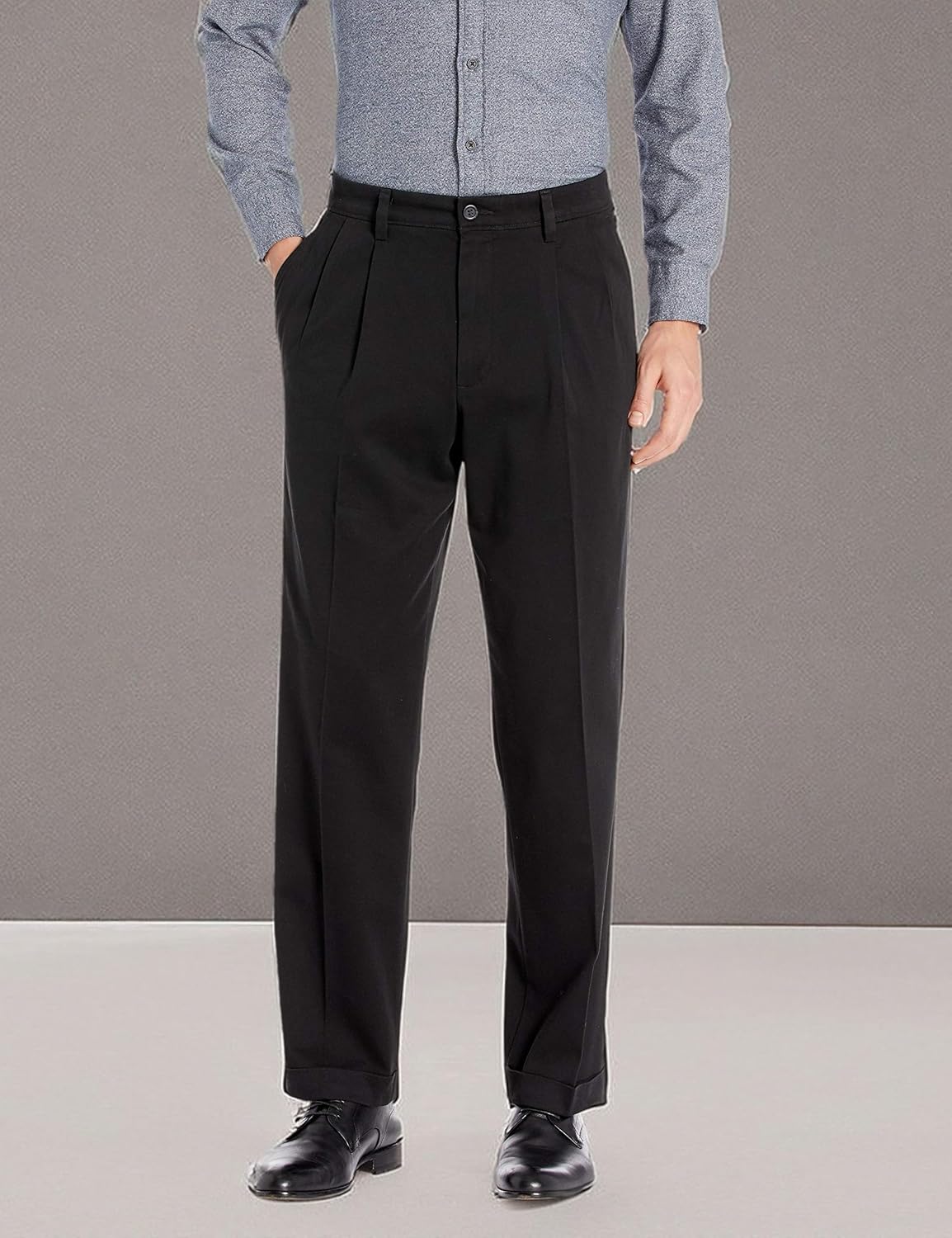 Dockers Mens Relaxed Fit Easy Khaki Pants - Pleated - Image 4