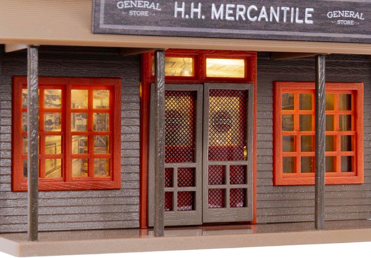 Lionel Western Mercantile Plug-Expand-Play Building Accessory