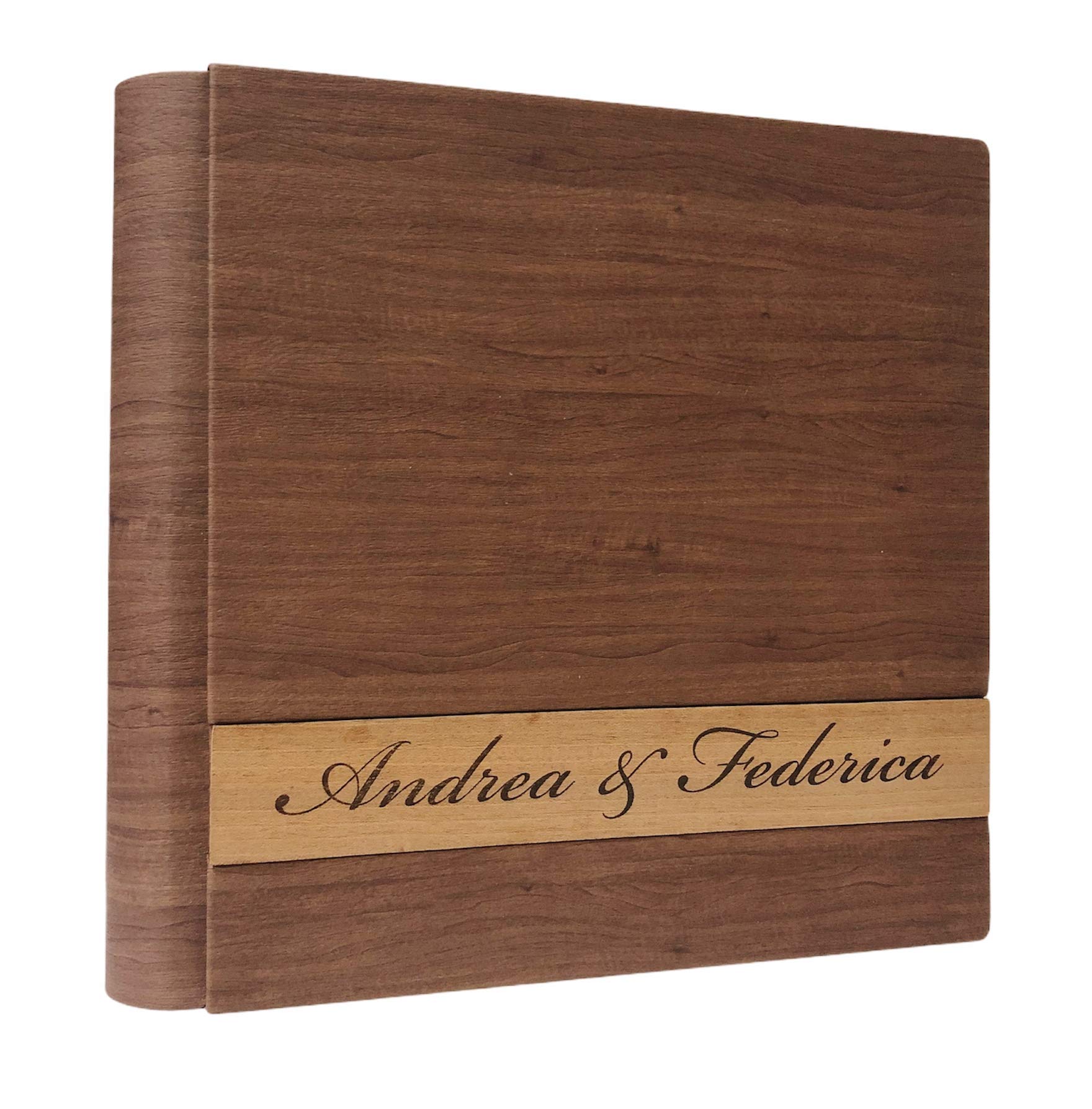 Álbum de fotos en fina polipiel, personalizable con aplicación en madera. Ideal para Bautismo, Boda, Comunión y foto recuerdo