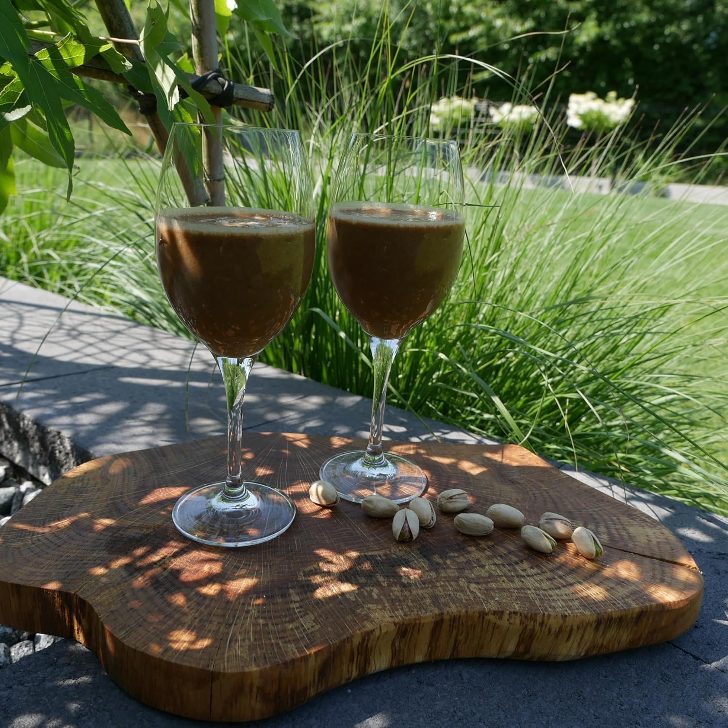 HiFood Pistacje prażone i solone, w łupinach 1 kg, duże opakowanie, chrupiące, idealne na aperitif i jako przekąska, naturalne źródło żelaza