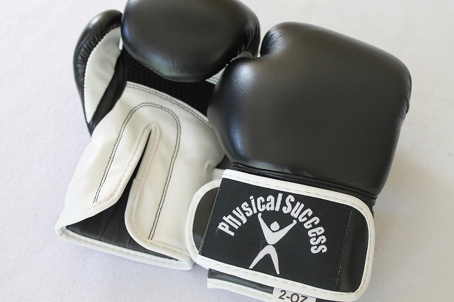 Kids Boxing Gloves Black/White 2oz for 2-4 Years Young