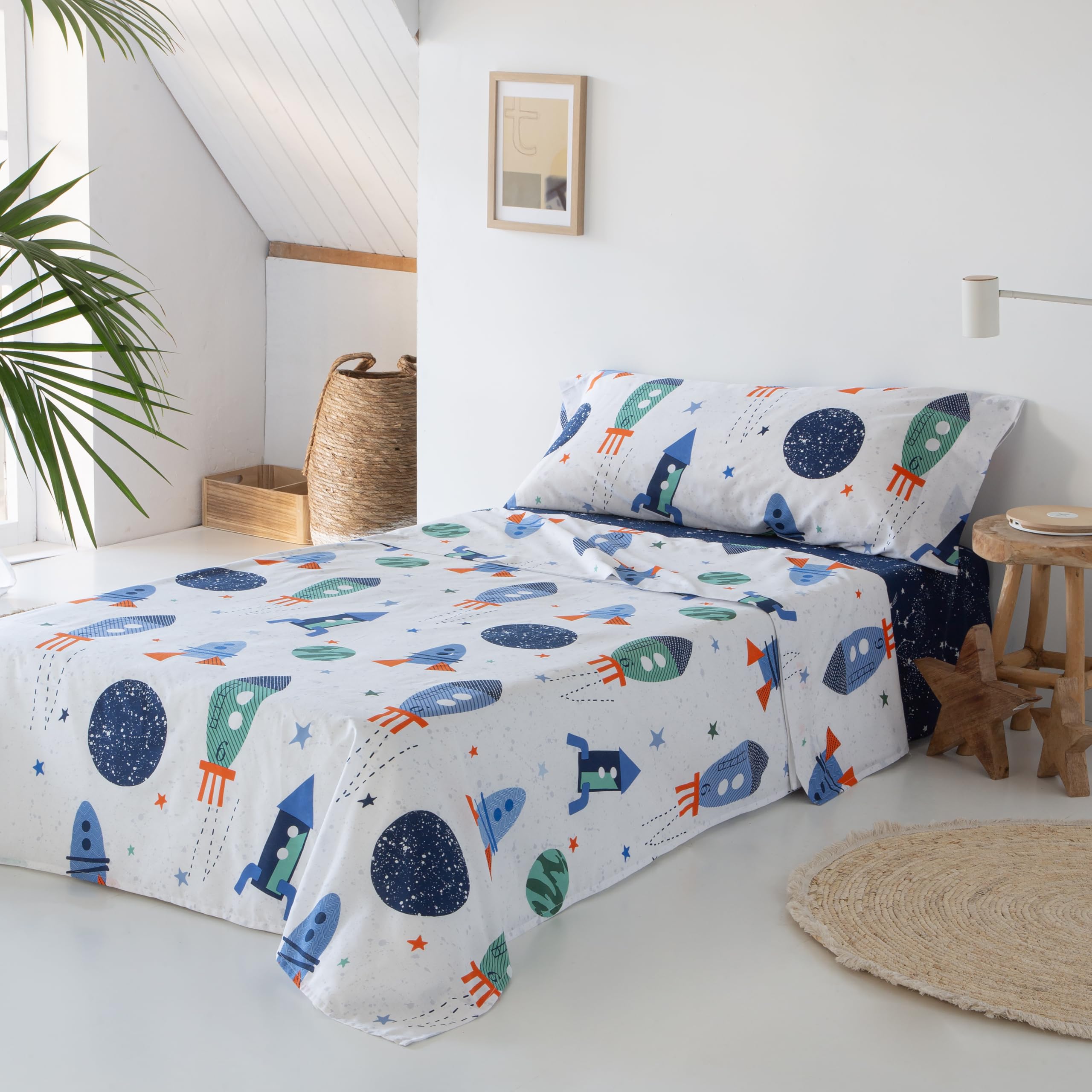 COTTON ARTean Juego de sábanas infantil ROCKET 105x190/200. Poliéster-algodón. 3 piezas: Encimera, 1 Funda de Almohada, Bajera Ajustable