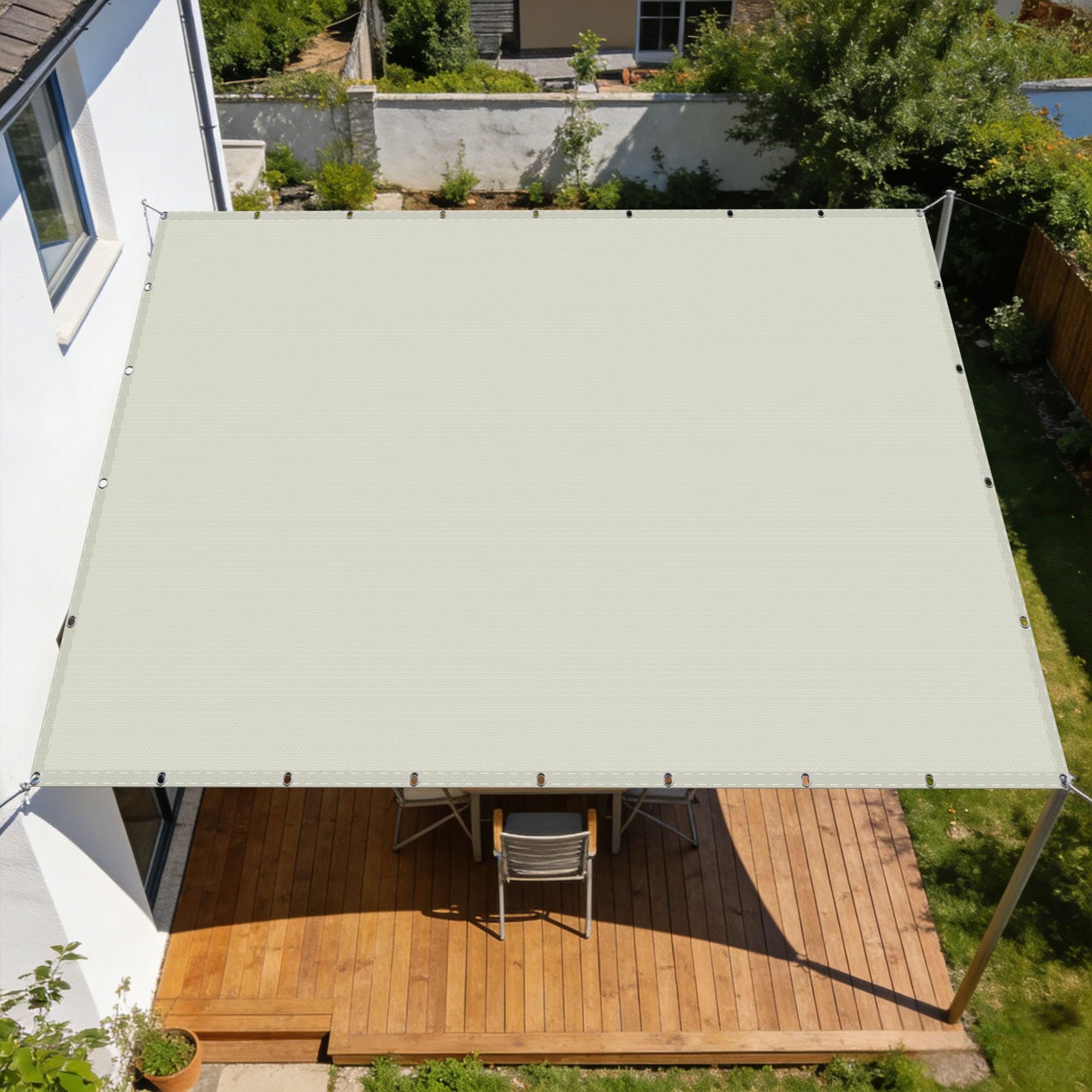 Voile d'ombrage avec oeillets et cordons pour abriter le plein air