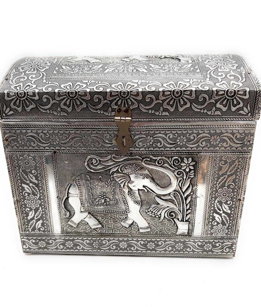 Artist Unknown Aluminum Oduduwa Chest - Vintage, Silver, 8.5 inches