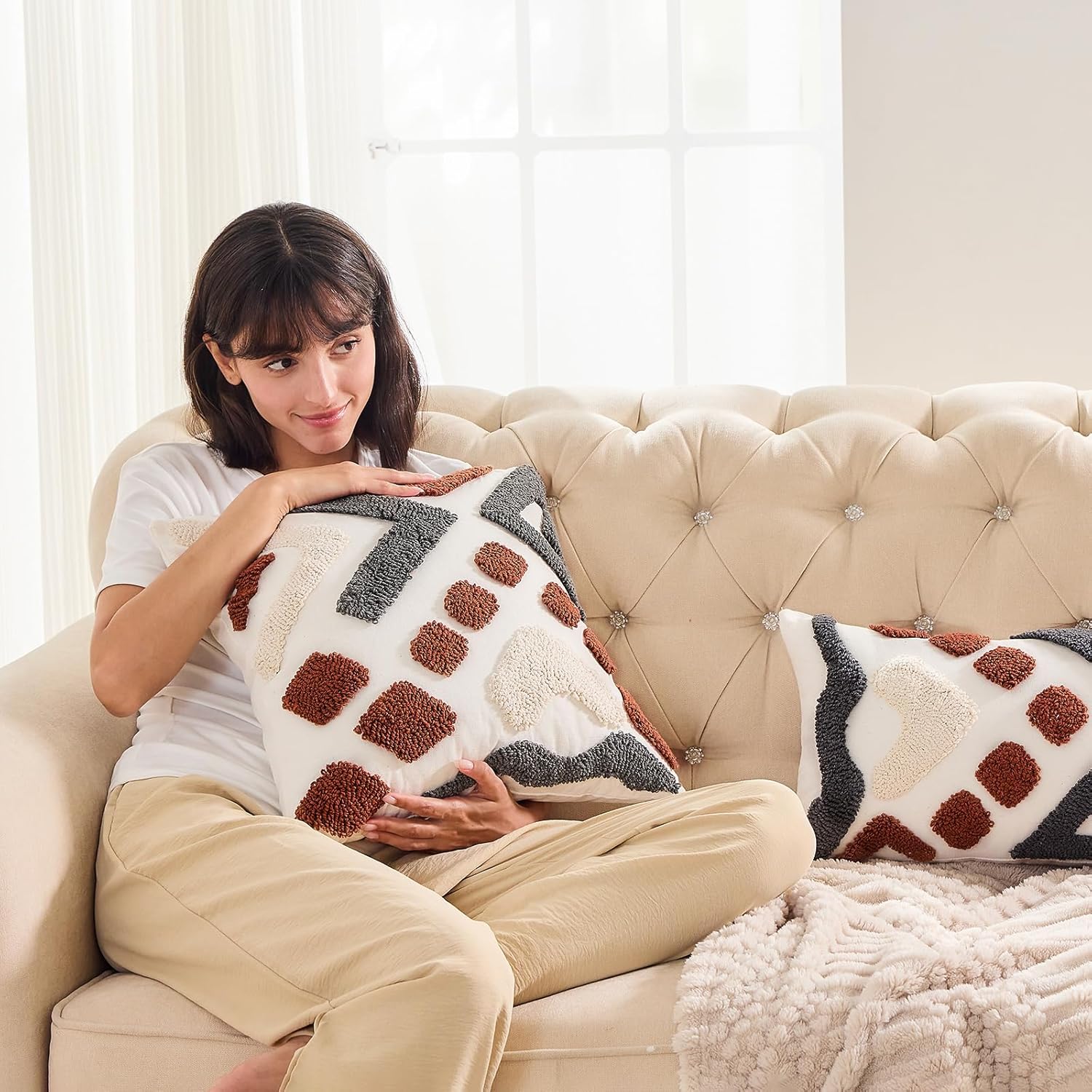 lifein Boho Pillow Covers 18x18 Set of 2 Boho Tufted Throw Pillow Covers Aesthetic Decorative Cushion Covers Farmhouse Pillow Case for Couch Sofa Bed Living Room,Home Decor