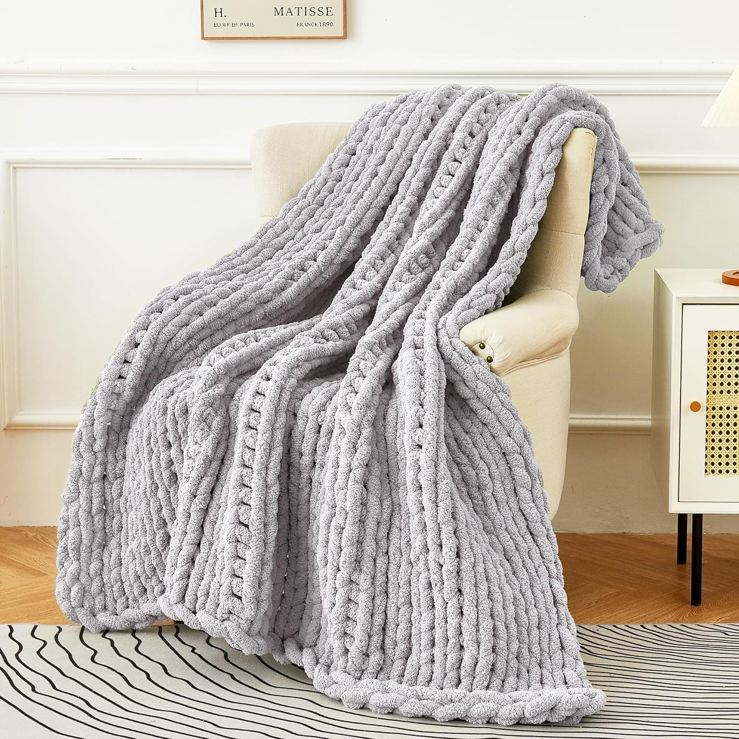Chunky Knit Blanket Throw 51"x63"- Hand Knitted Warm Chenille Throw Blanket, Home Decor Soft Thick Yarn Cable Knit Blanket - for Bed Sofa Home Decor