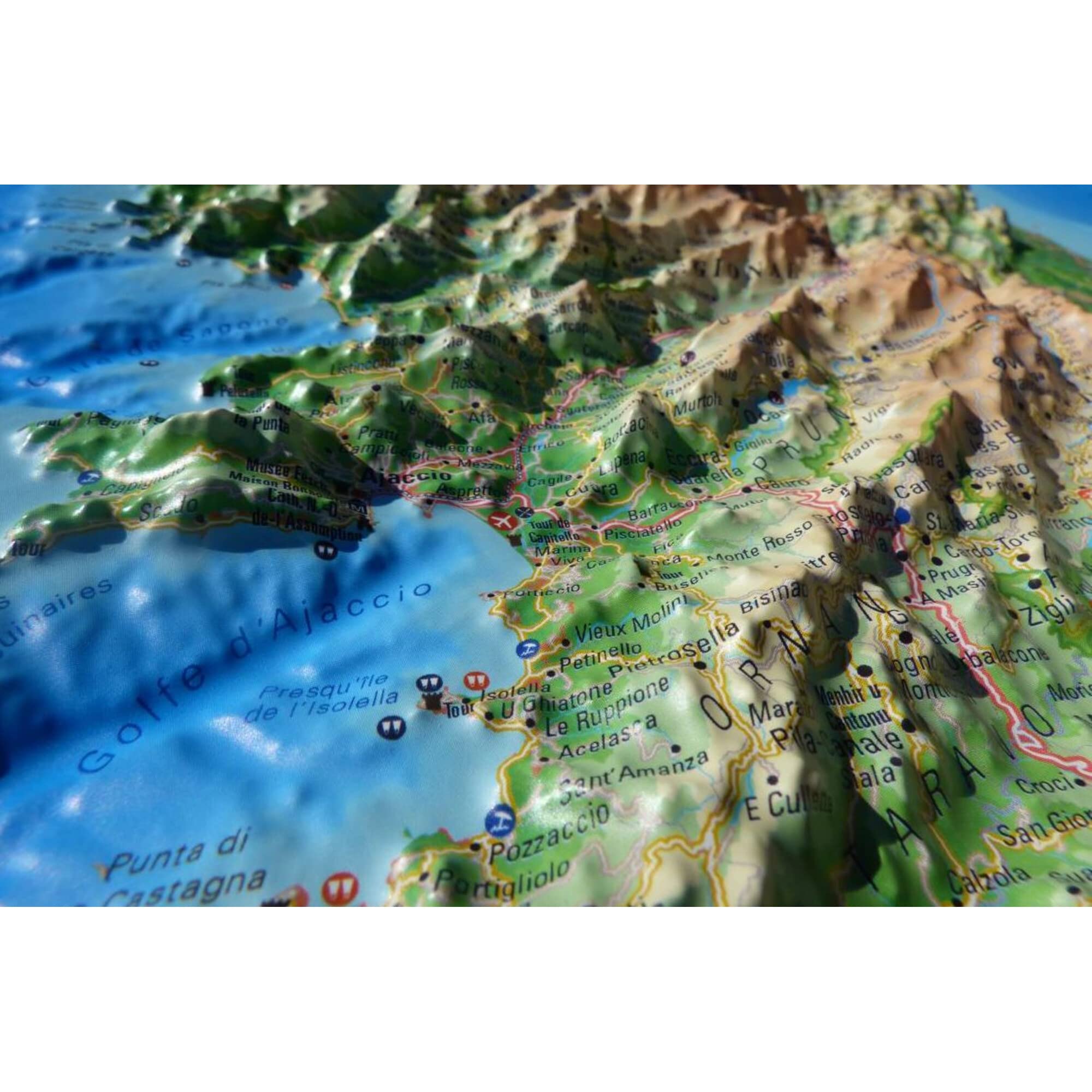 CARTE EN RELIEF DE LA CORSE