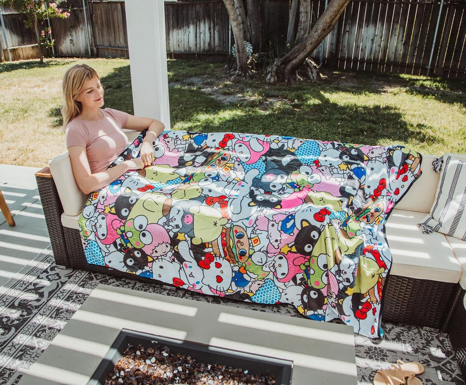 Sanrio Hello Kitty And Friends Fleece Throw Blanket | Plush Soft Cover For Sofa, Bed | 54 x 72 Inches - Image 5