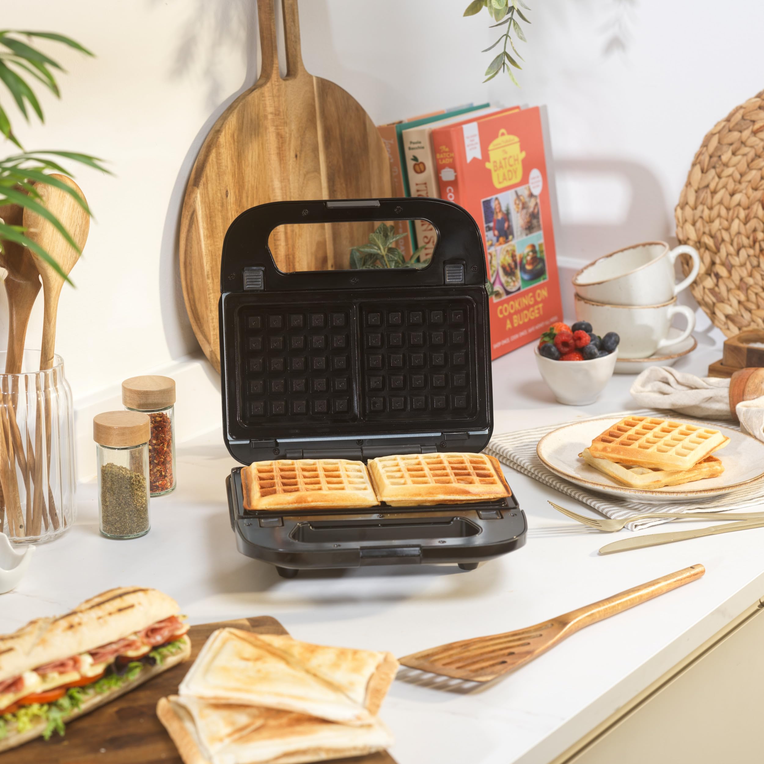 Salter 3-en-1 Snack Maker - Croque-monsieur, Gaufres, Paninis, Plaques Antiadhésives Amovibles Sans PFAS, Contrôle Automatique de la Température, Voyants d'Alimentation/Prêt, 750 W