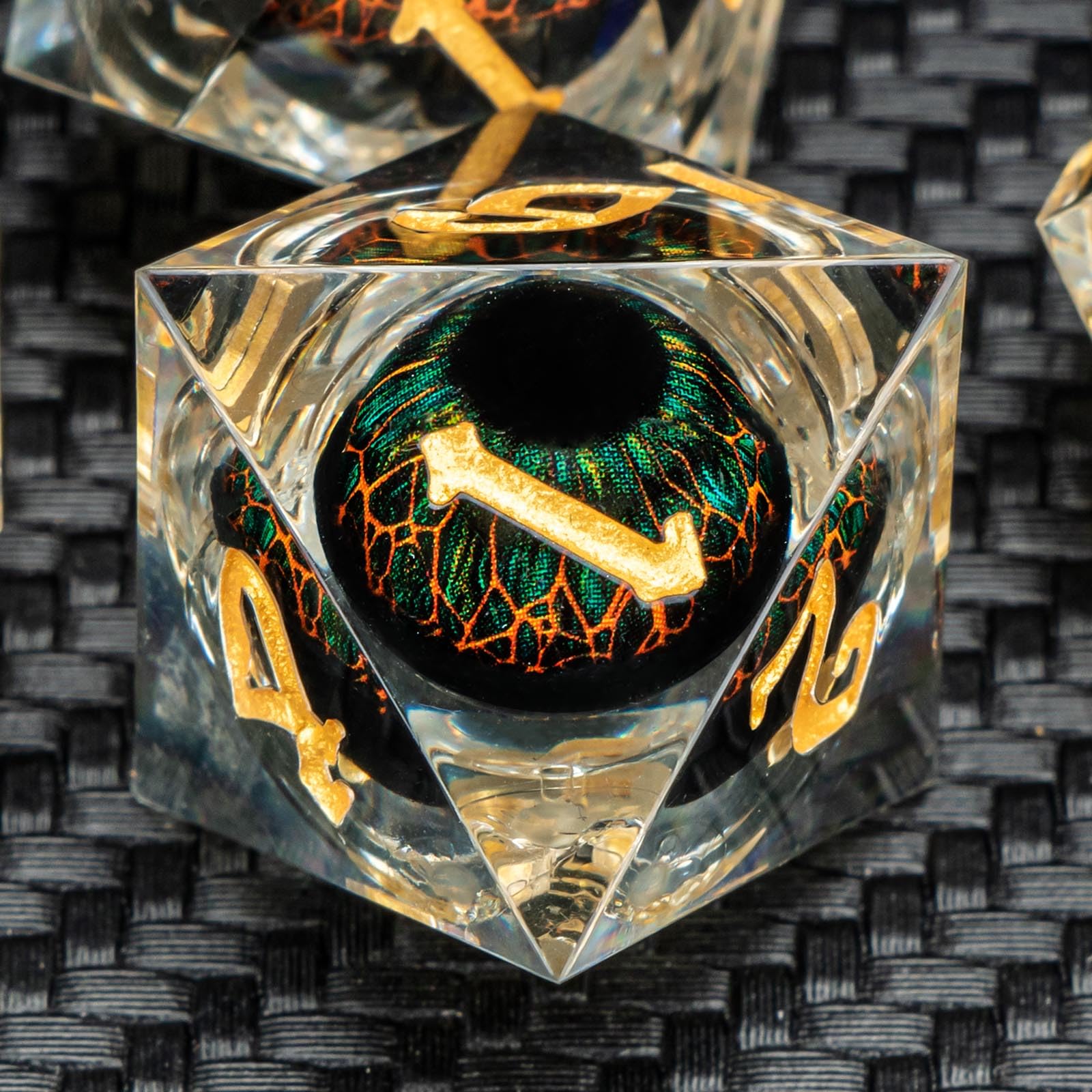 KERWELLSI Set di dadi galleggianti in resina con nucleo liquido, con confezione regalo, dadi poliedrici per giochi di ruolo D20 D12 D10 D8 D6 D4